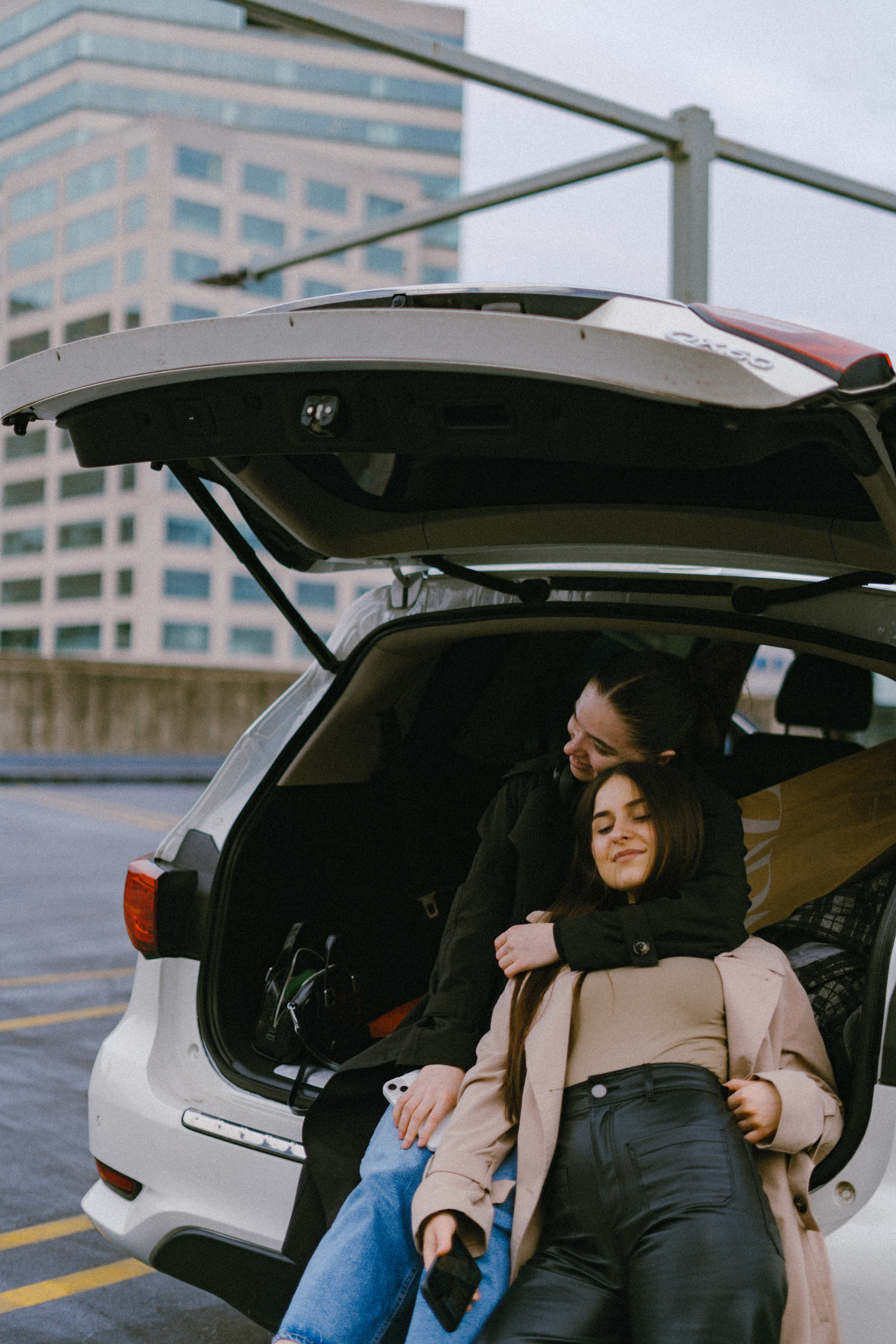 Four sisters. Wedding, family and portrait photographer in Portland