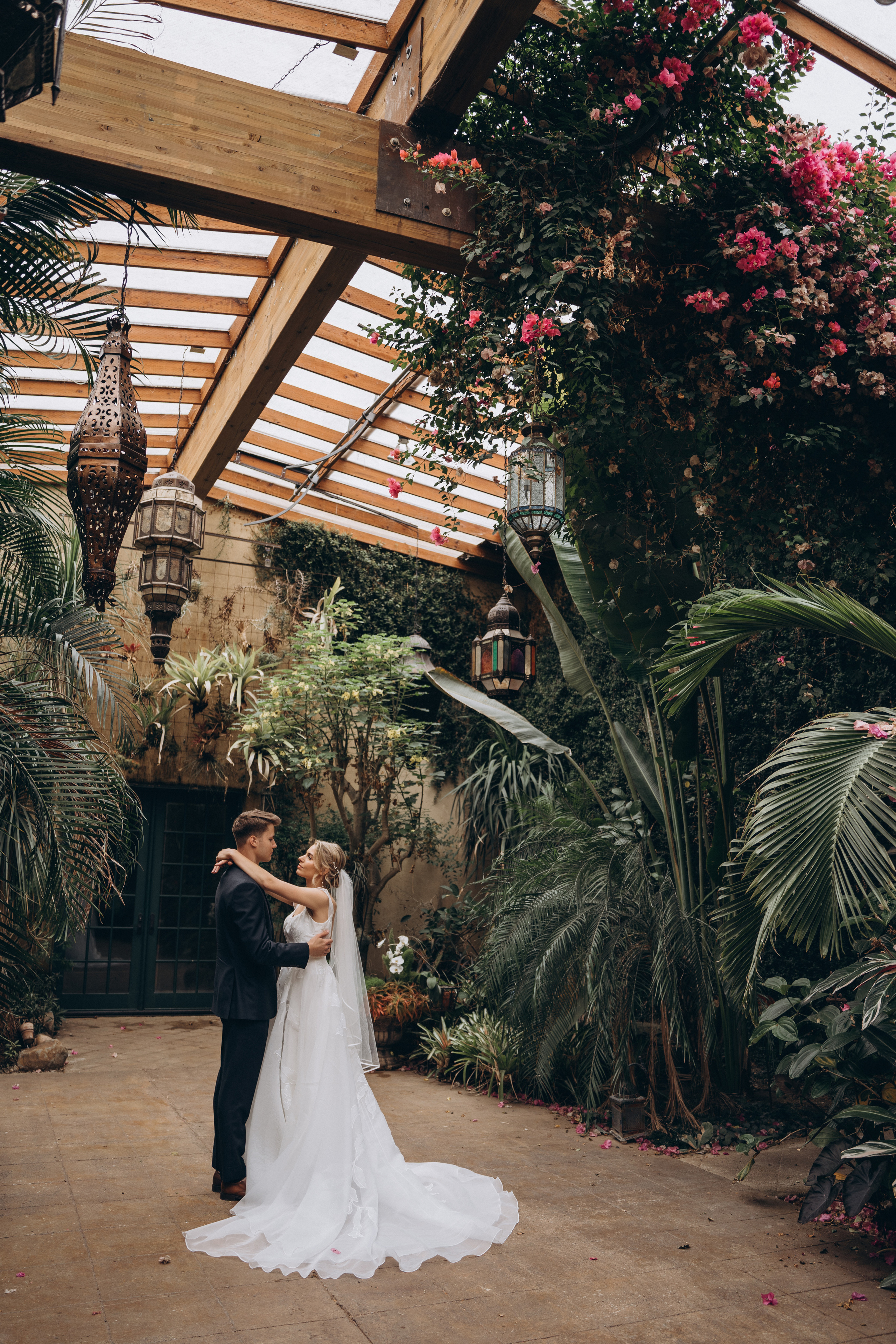 Nataly & Sergey. Wedding, family and portrait photographer in Portland