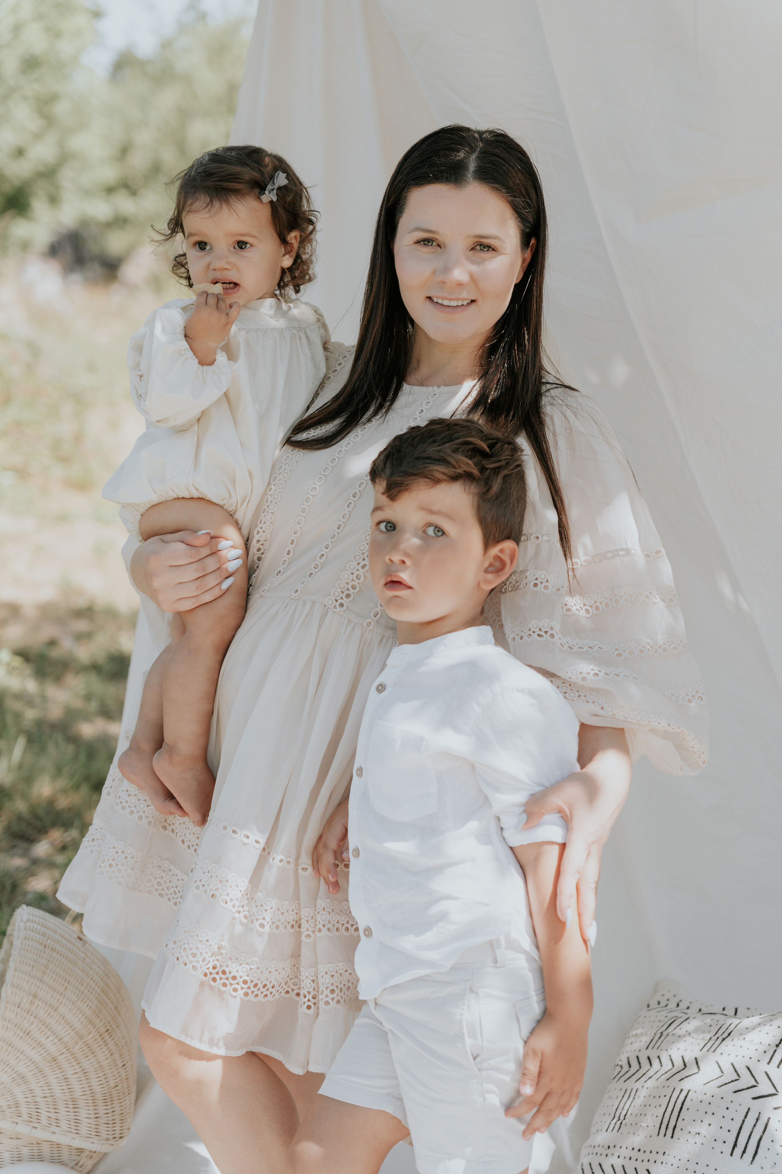 Garden. Wedding, family and portrait photographer in Portland