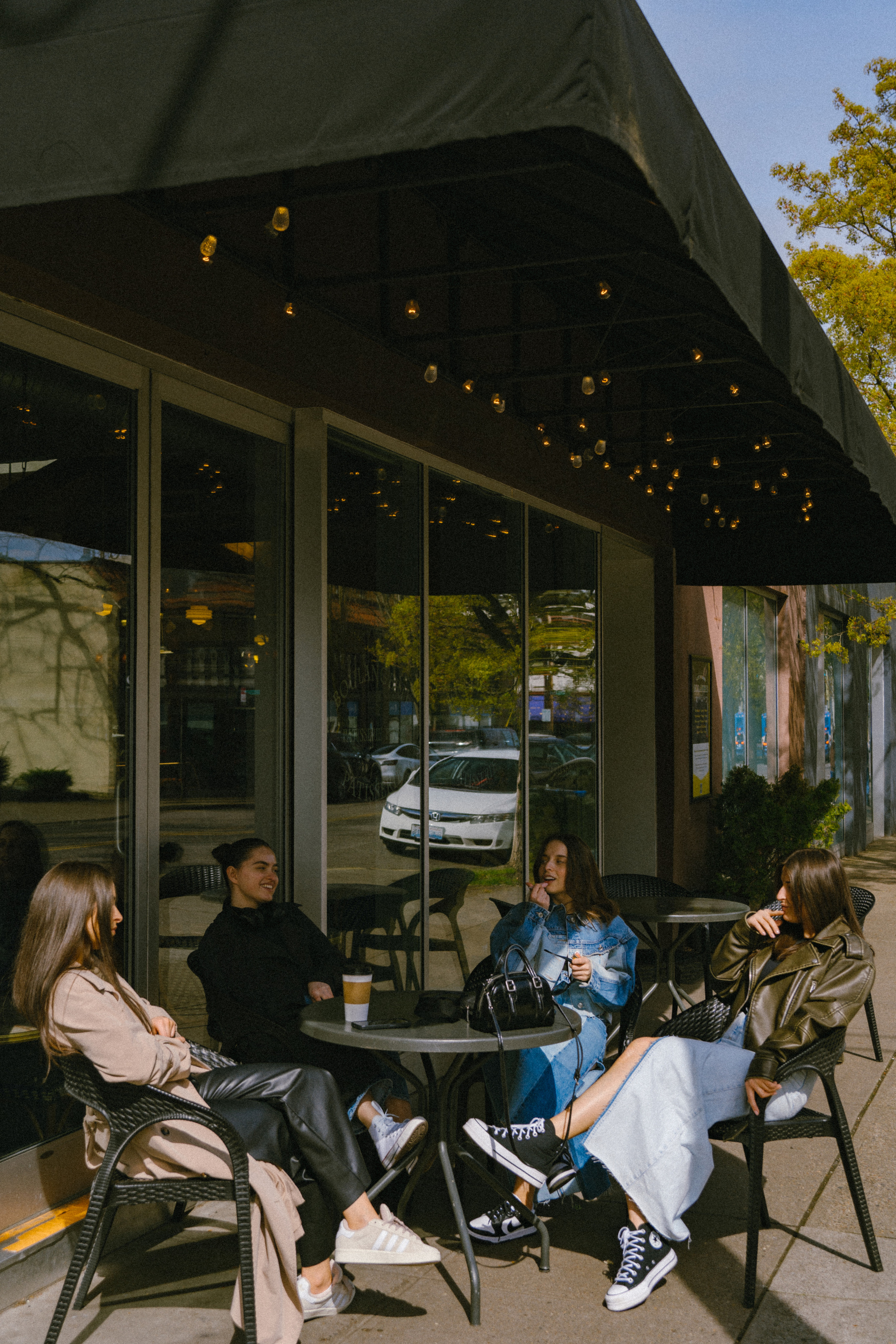 Four sisters. Wedding, family and portrait photographer in Portland