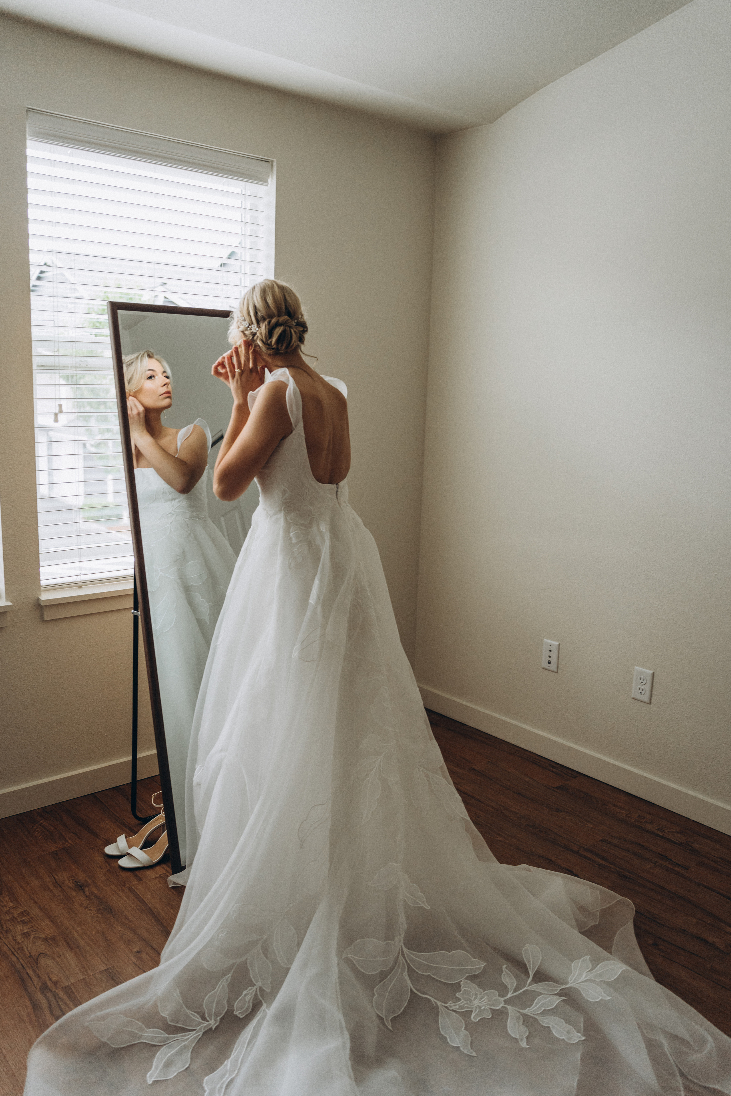 Nataly & Sergey. Wedding, family and portrait photographer in Portland