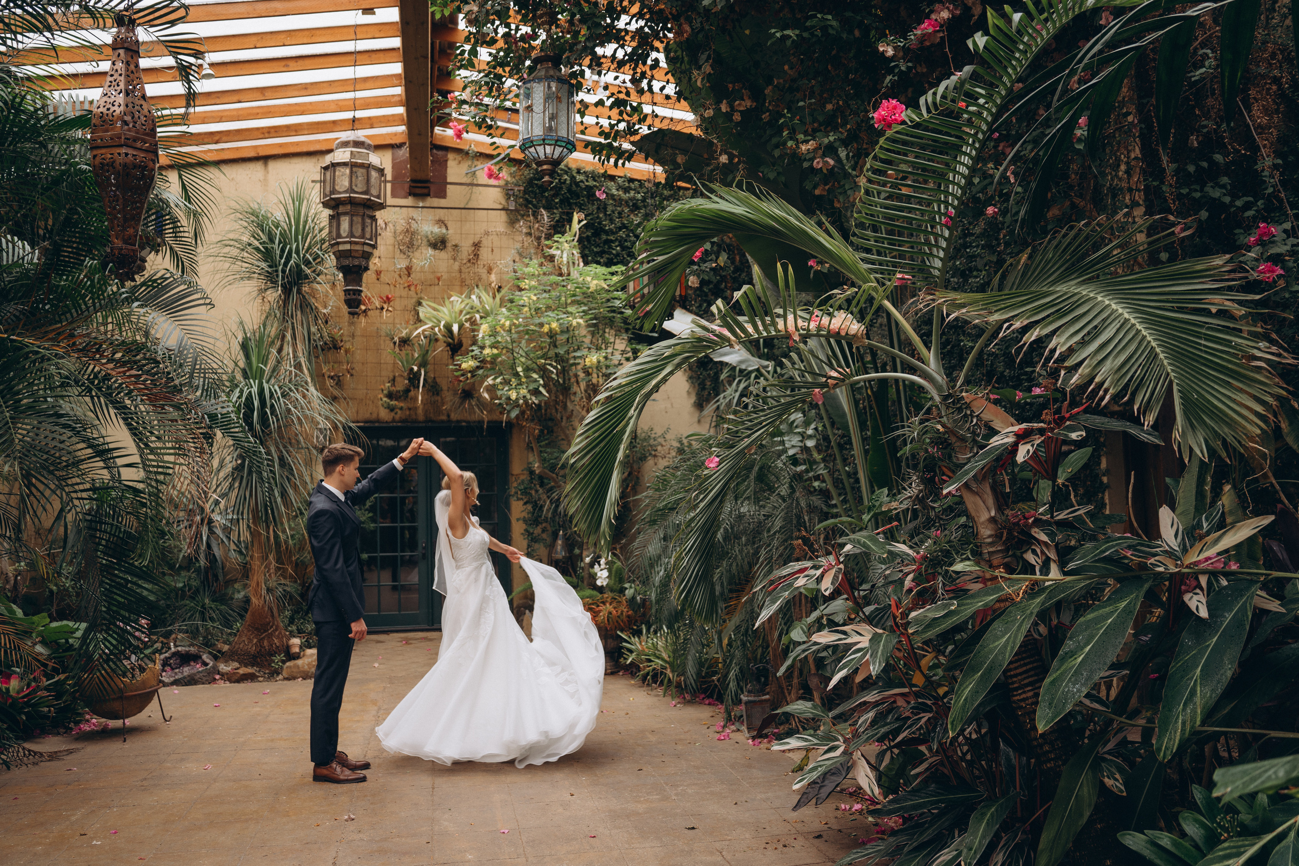 Nataly & Sergey. Wedding, family and portrait photographer in Portland