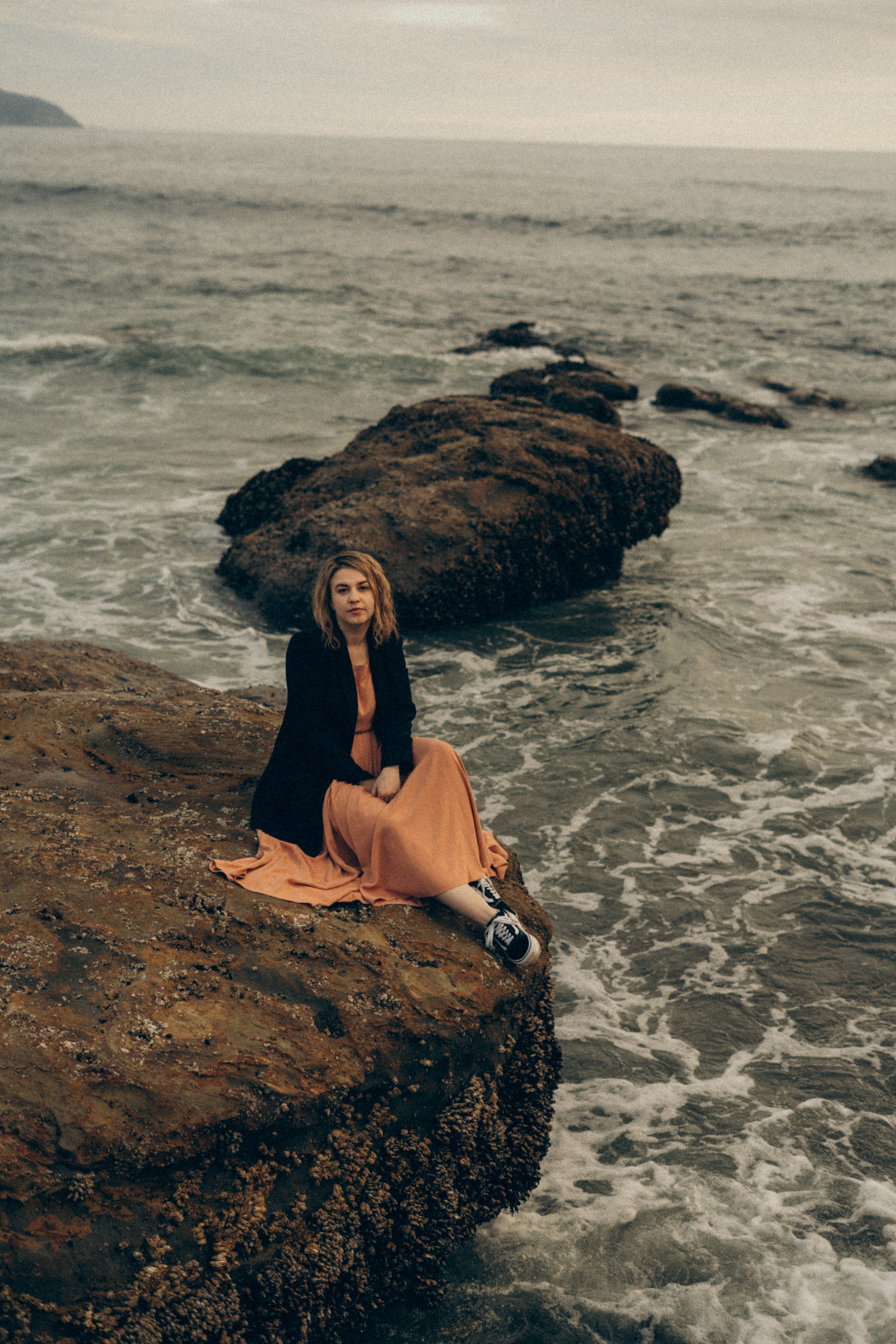 Jenne. Wedding, family and portrait photographer in Portland