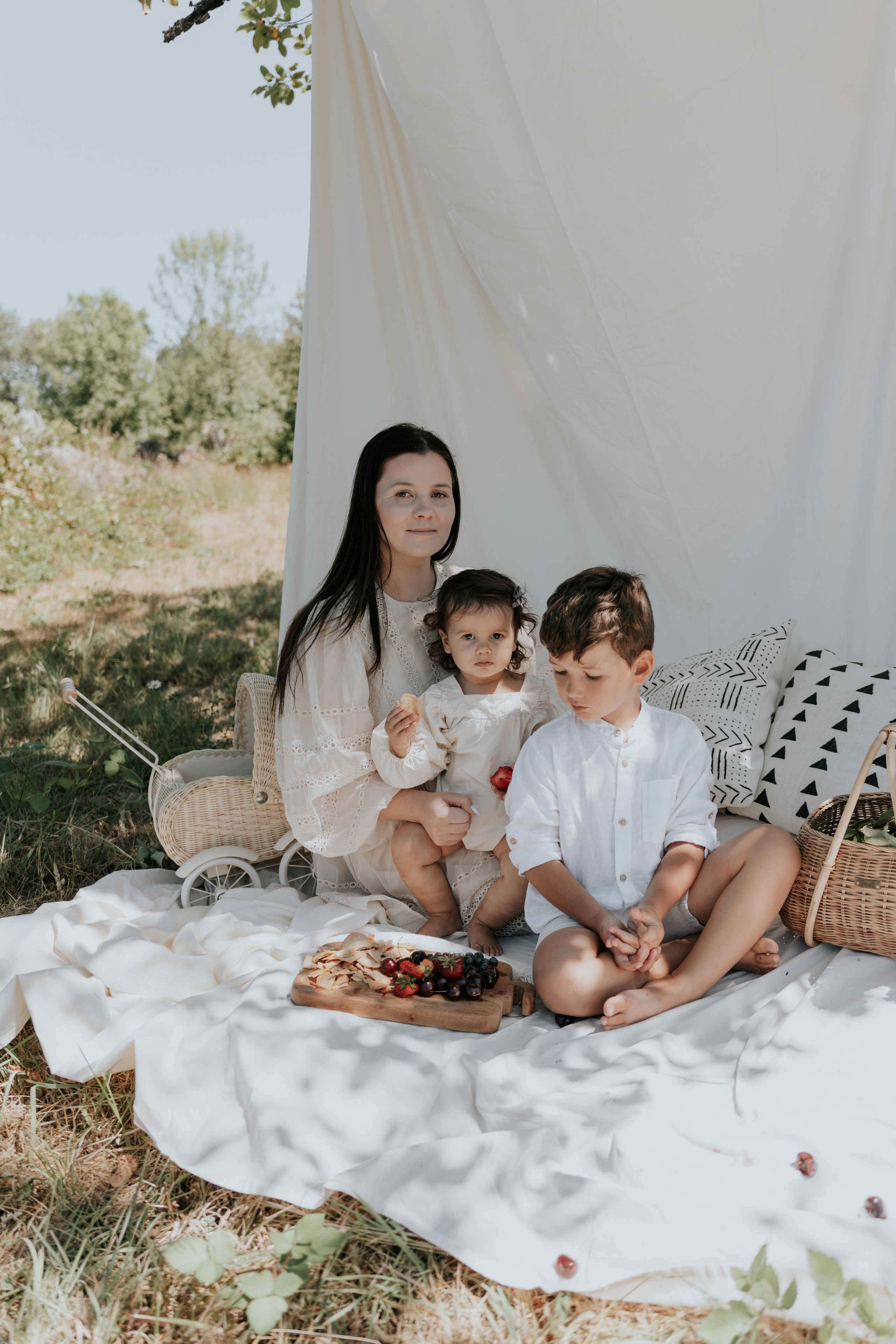 Garden. Wedding, family and portrait photographer in Portland