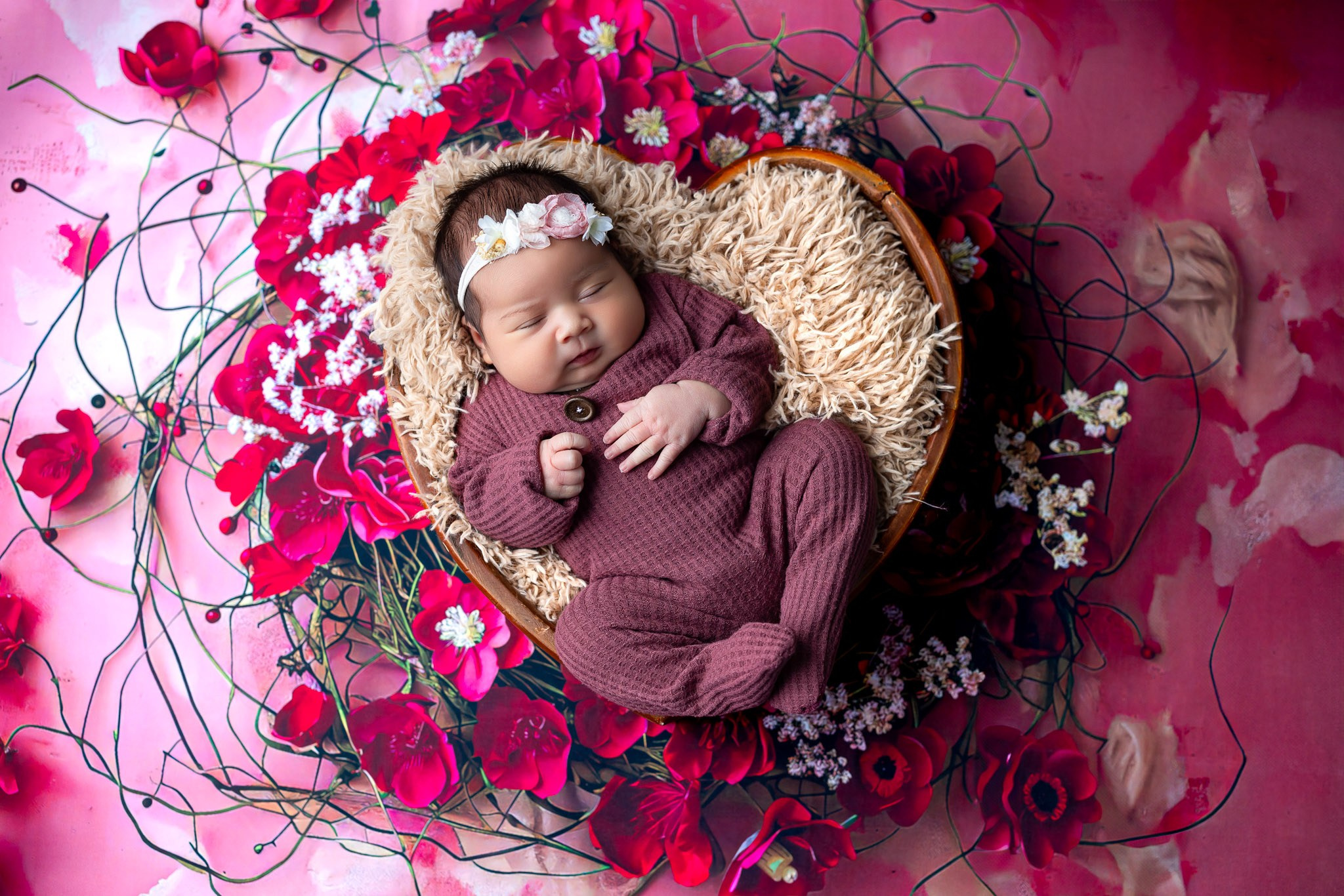 Harmony Newborn Photoshoot. Professional family, maternity & newborn photographer in North Charleston, SC, creating timeless portraits