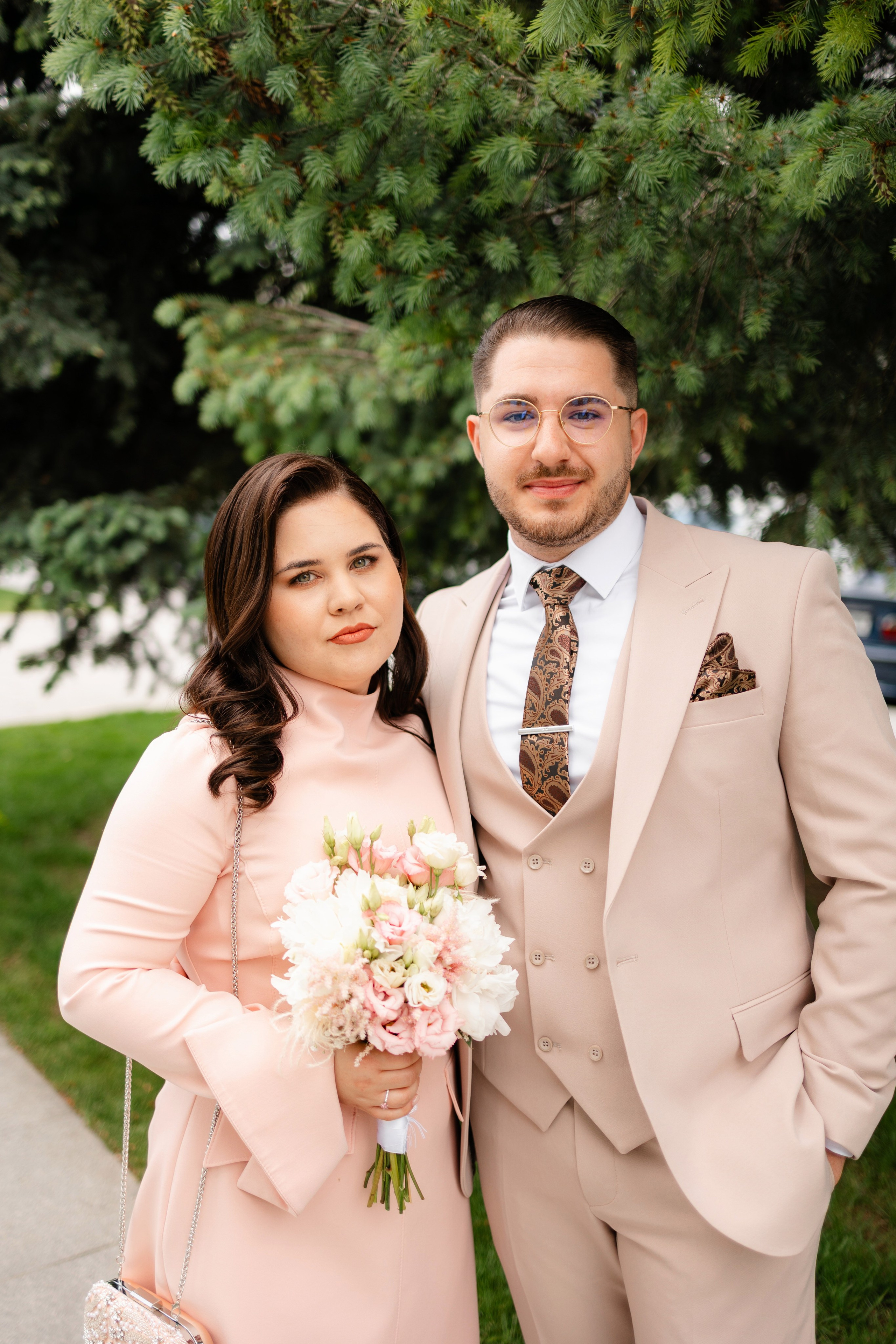 Olivia & Alex. Wedding Photographer, based in Iasi, Romania, but will travel all over the globe to make sure you look amazing in all your wedding photos
