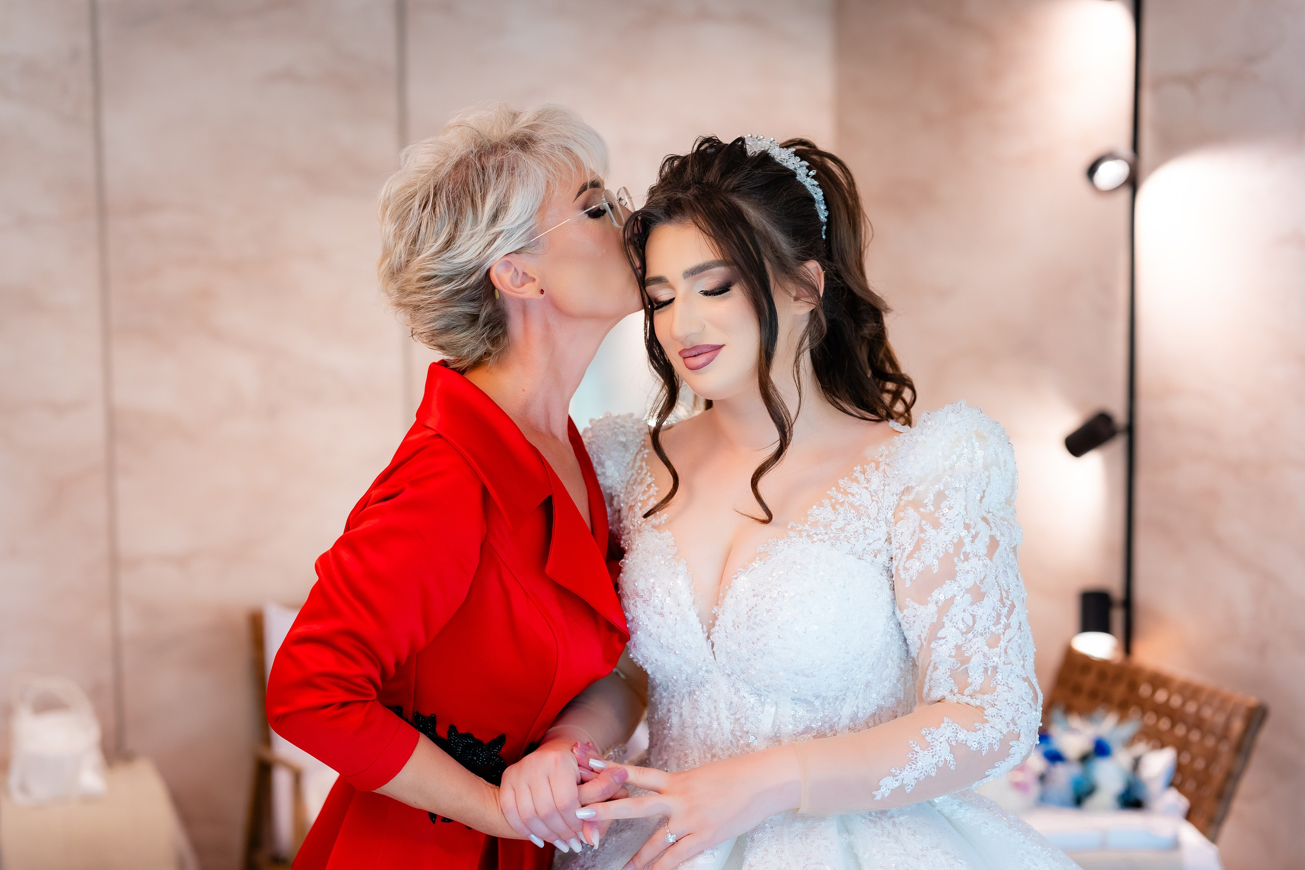 Nunta in mijloc de vara - Anne Marie & Cristian. Fotografi de nunta in Bucuresti, Iulia si Stefan Ovidiu