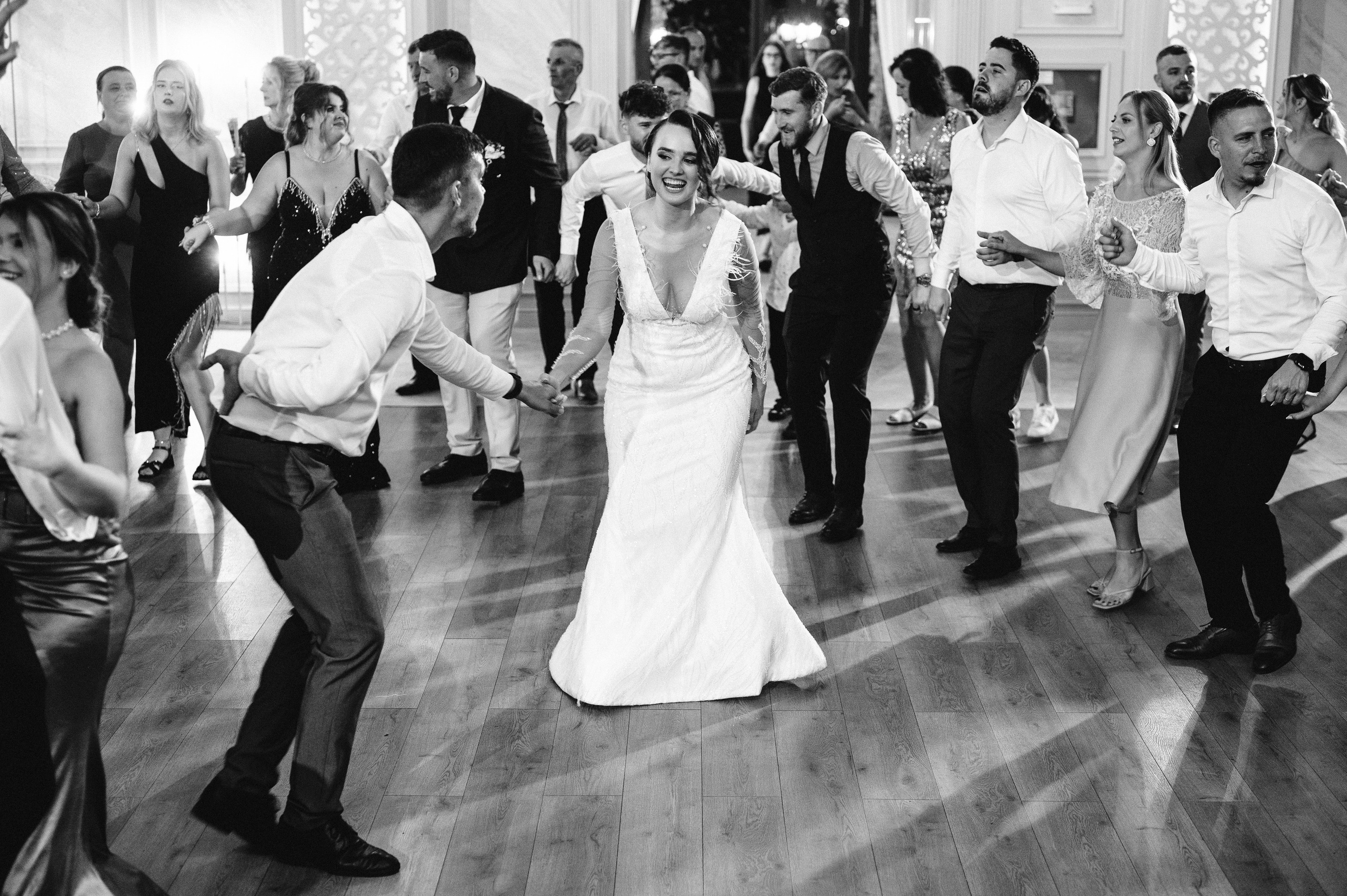 Sergiu si Adina. Valentin Melen - fotograf de nunta 🤍