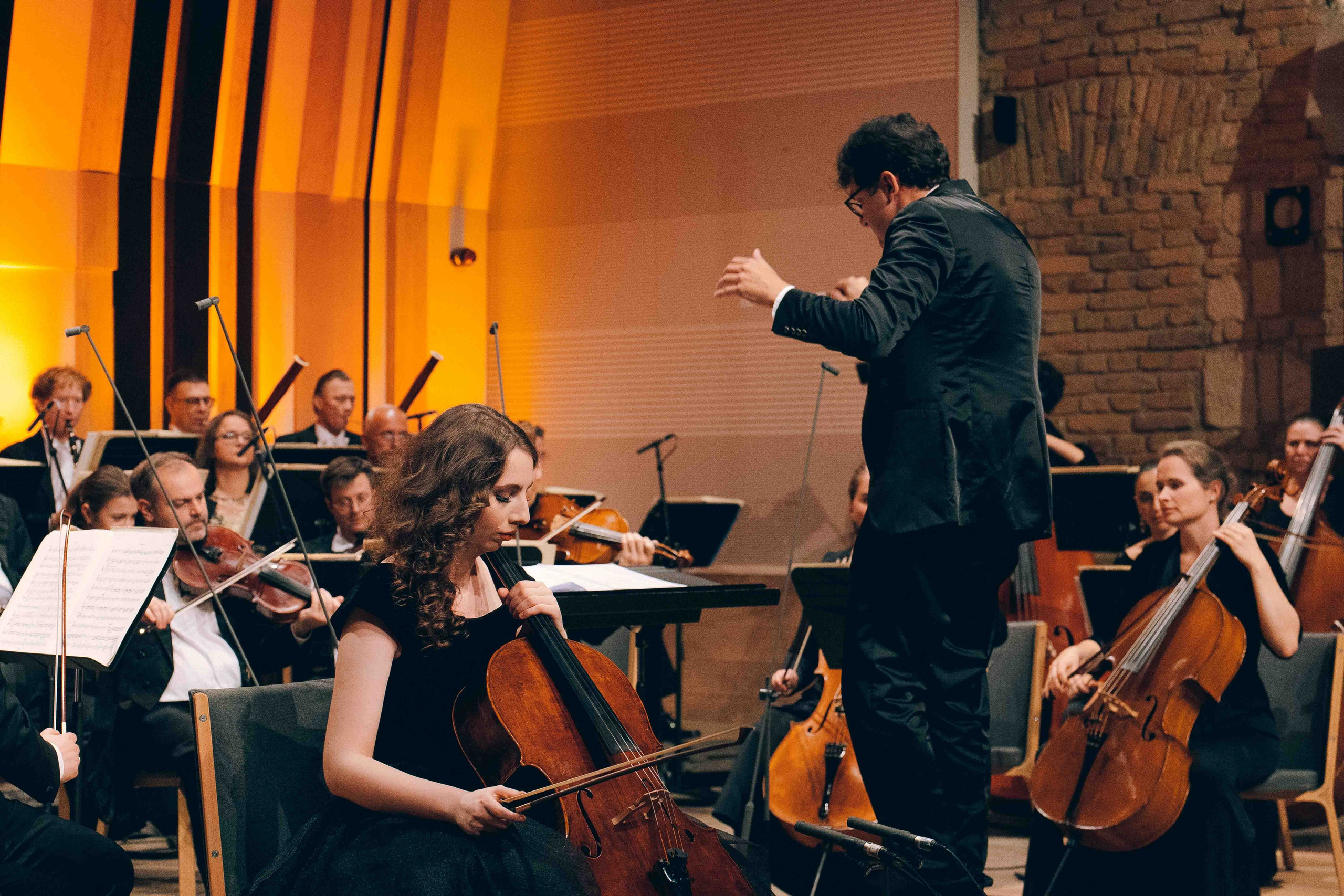 BUDAPEST MUSIC CENTER. Wedding&Event photographer Ismail Rzayev in Baku