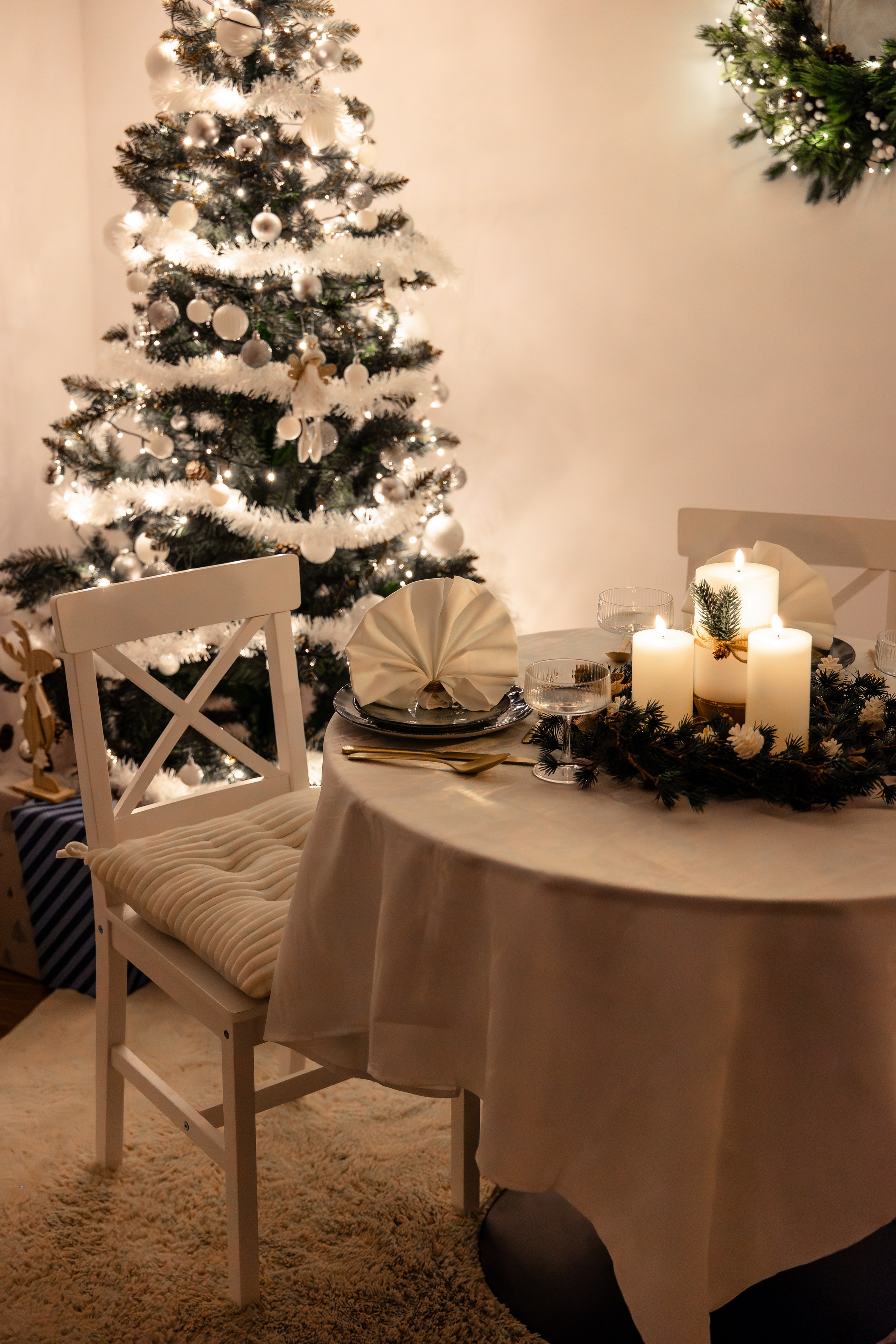 Them Artsy Studios — Ședințe Foto de Crăciun by Fulop Robert & Oana Petrea