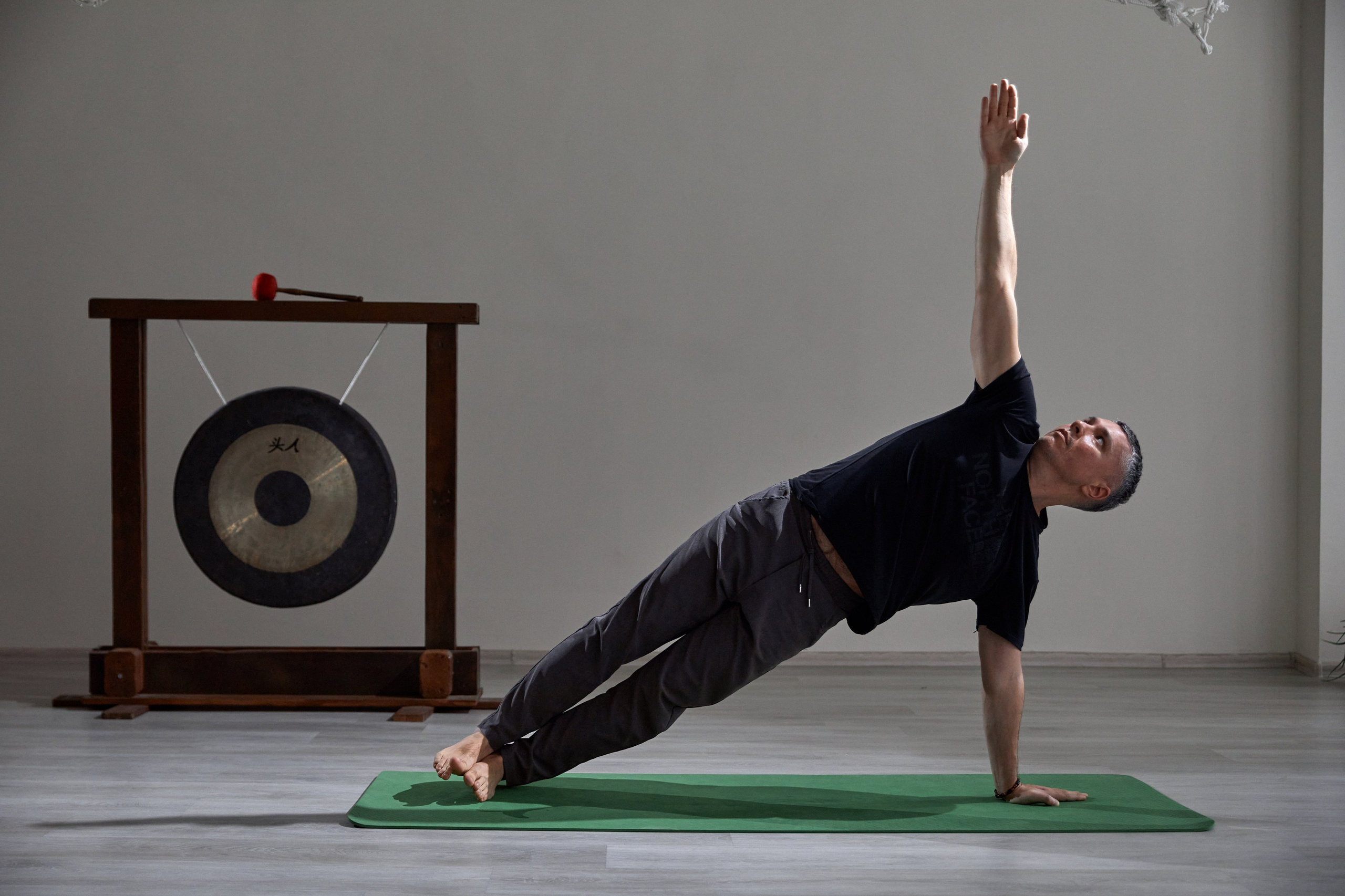 Практика в Yoga Shahi Center. Photographer in Baku Kamran Enceladus