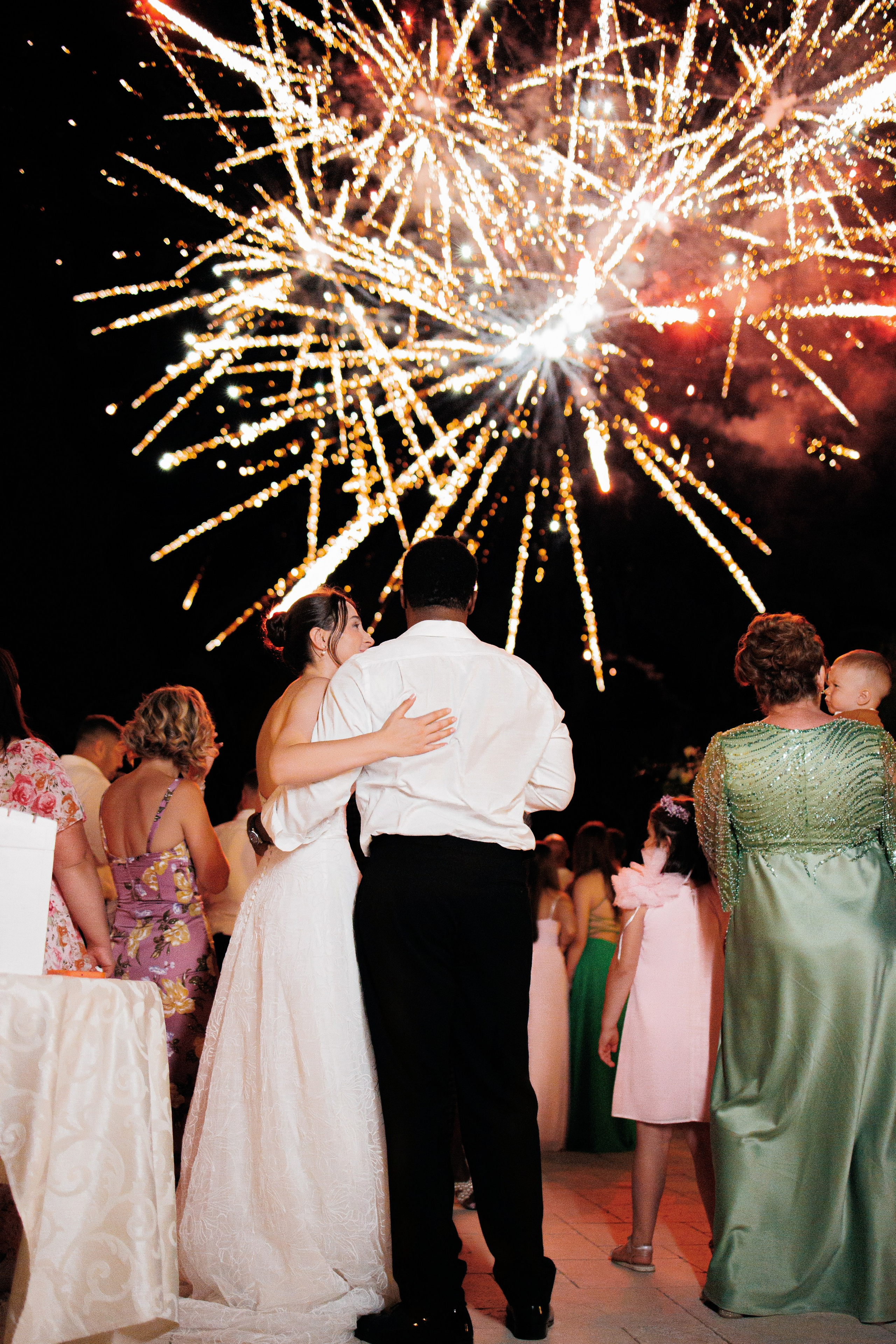 Ioana & Vince. Wedding Photographer, based in Iasi, Romania, but will travel all over the globe to make sure you look amazing in all your wedding photos
