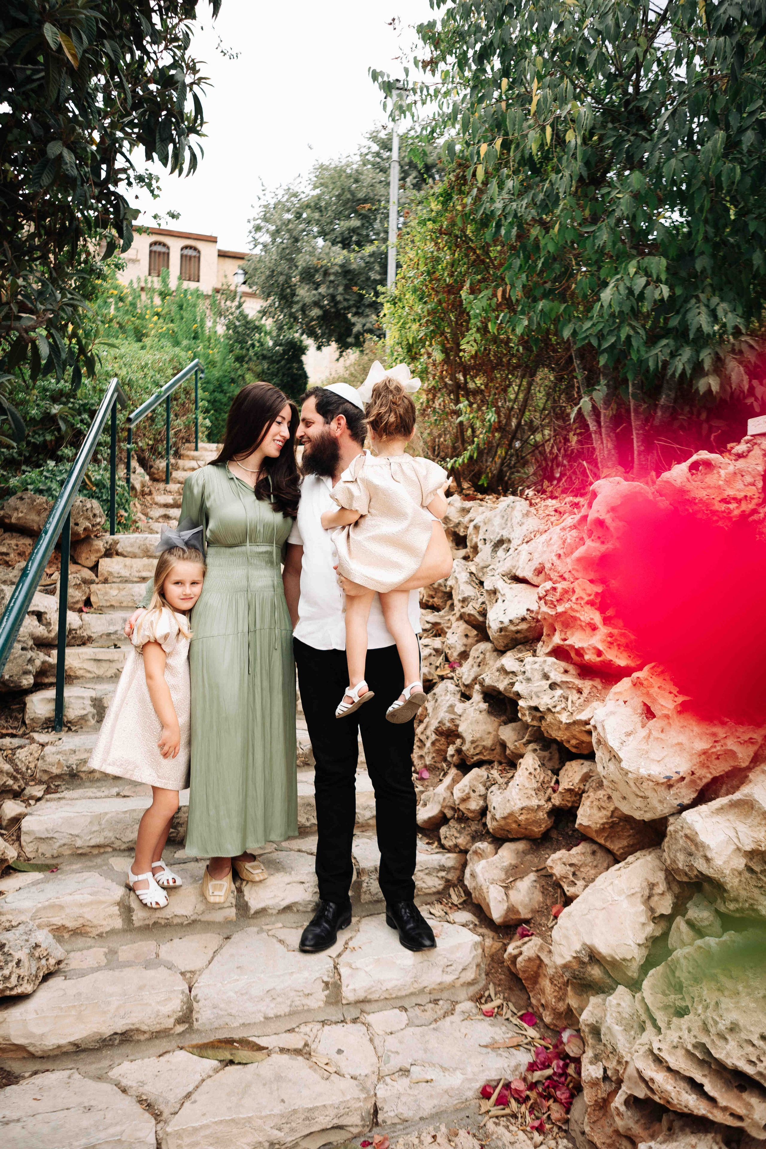BEAUTIFUL FAMILY PHOTOSESSION. PHOTOGRAPHER IN ISRAEL