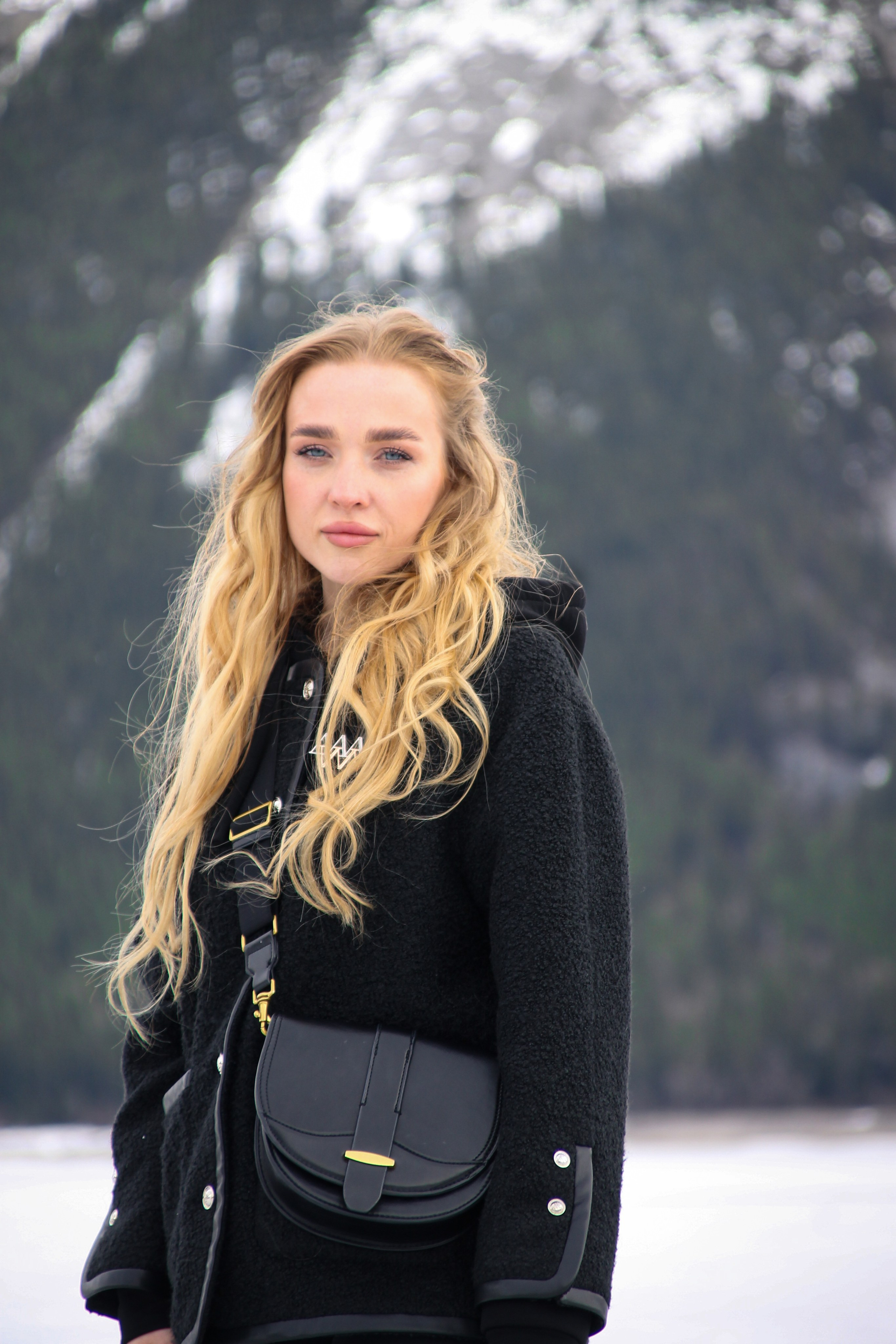 Lake Minnewanka. Emiliia Kotruch PHOTOGRAPHER