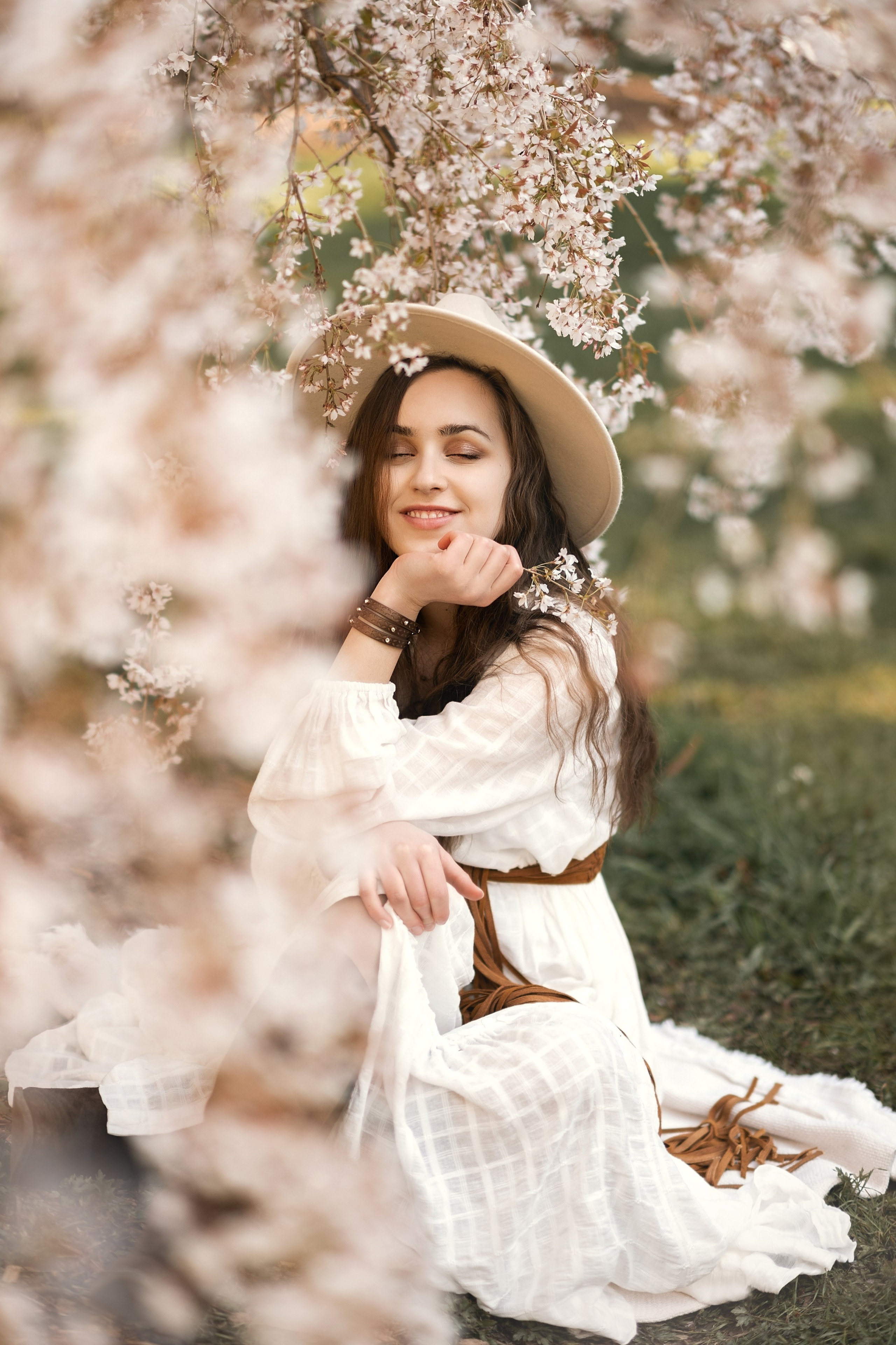 The beginning of spring. Wedding & portrait photography in the Seattle Area. Helen Michelle photographer