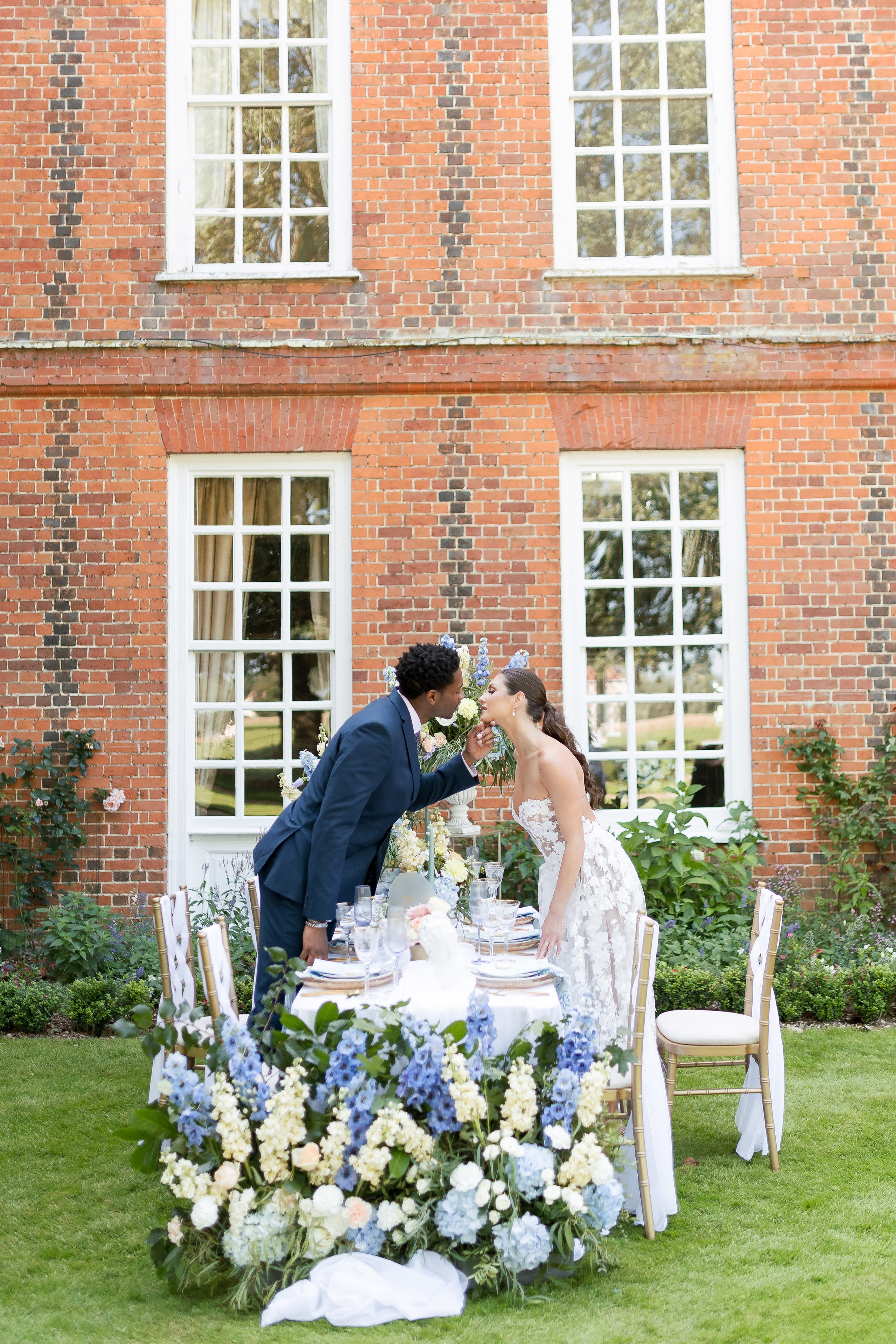 Regal Romance | Editorial Photoshoot at Gosfield Hall, London Estat. YES I DO PRODUCTION — Wedding photography&videography