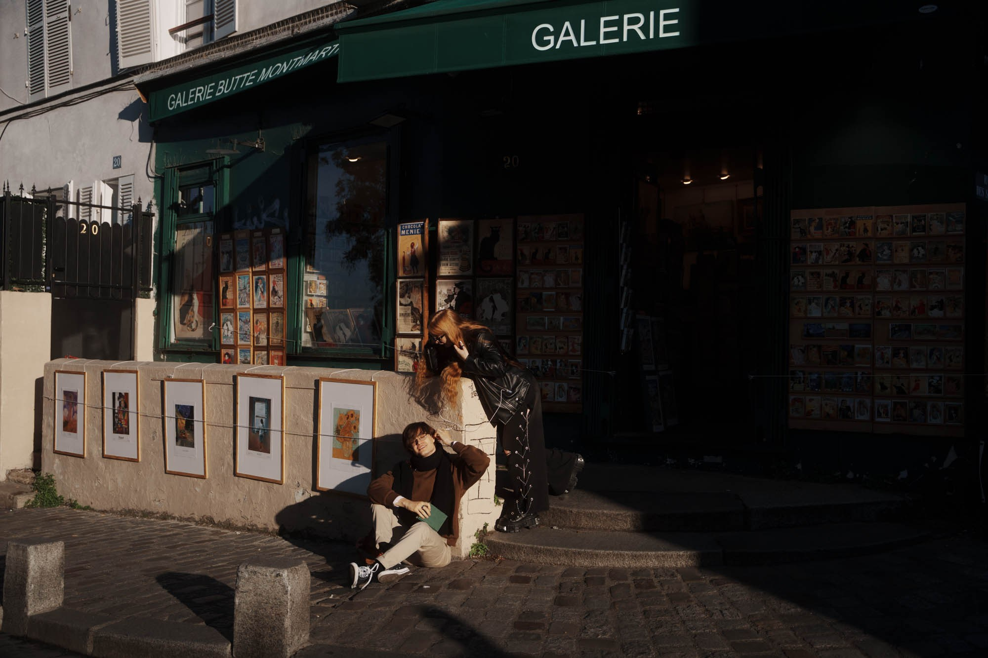 Montmartre Couple Photoshoot in Paris. Paris photographer — Polina Osipova