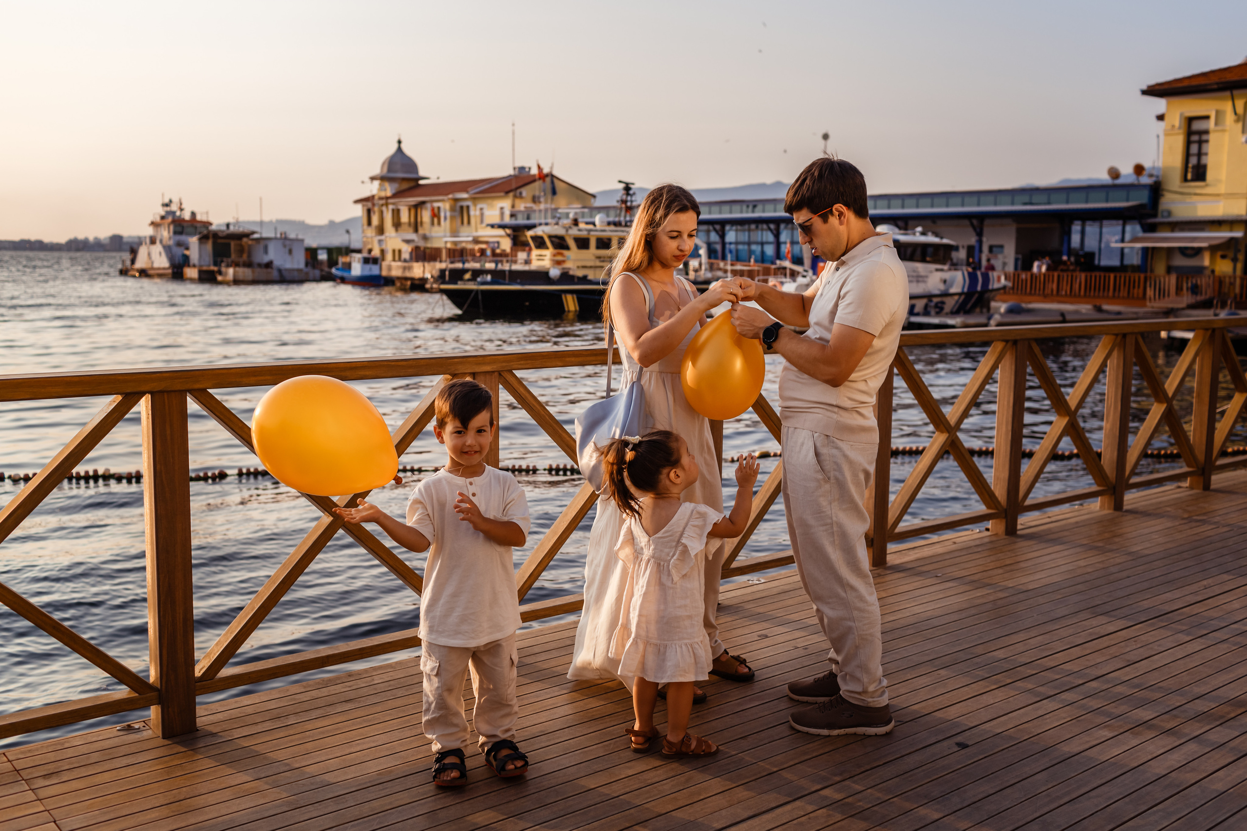 Family walk in Izmir