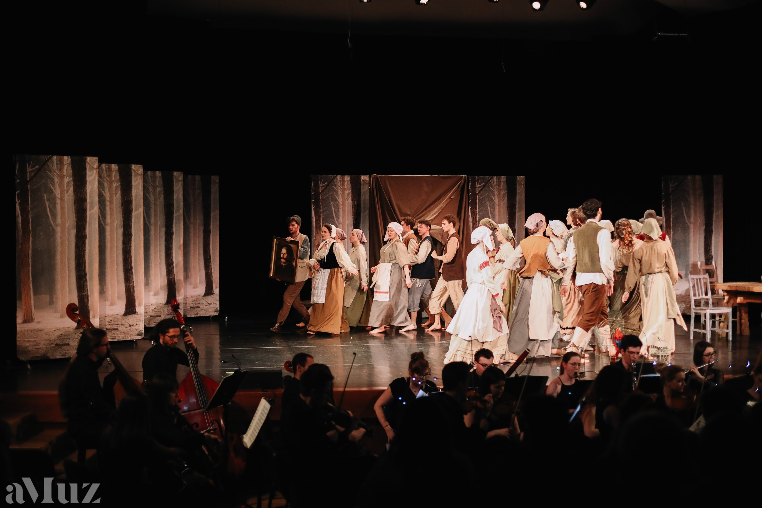 Opera Łąkowa. Fotograf Ślubny Warszawa - Sesje Biznesowe Rodzinne Eventy