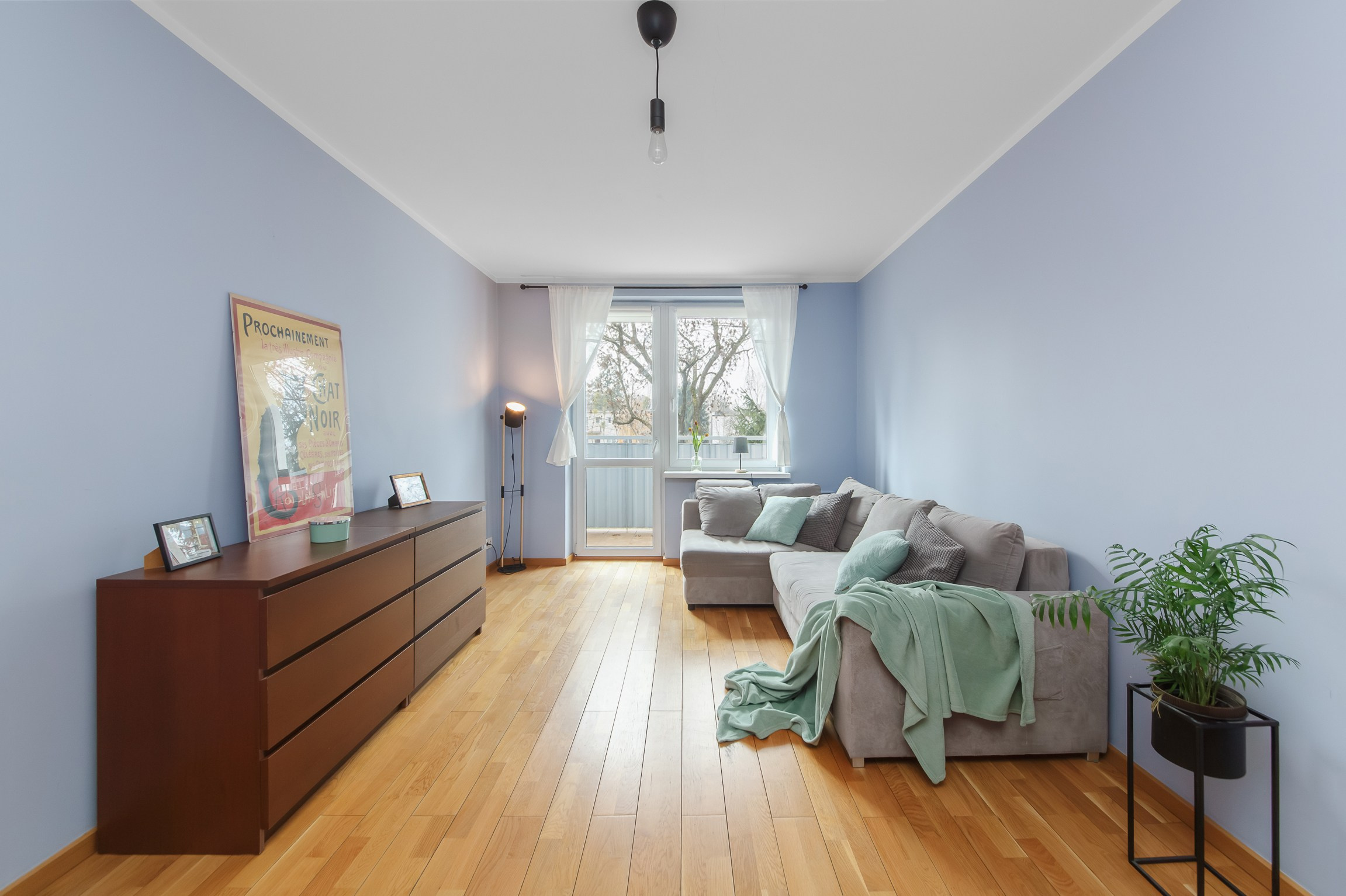 Fotografia nieruchomości, wnętrz, mieszkań, restauracji, biur i apartamentów. Wedding and portrait photographer in Poland Vitali Frozen