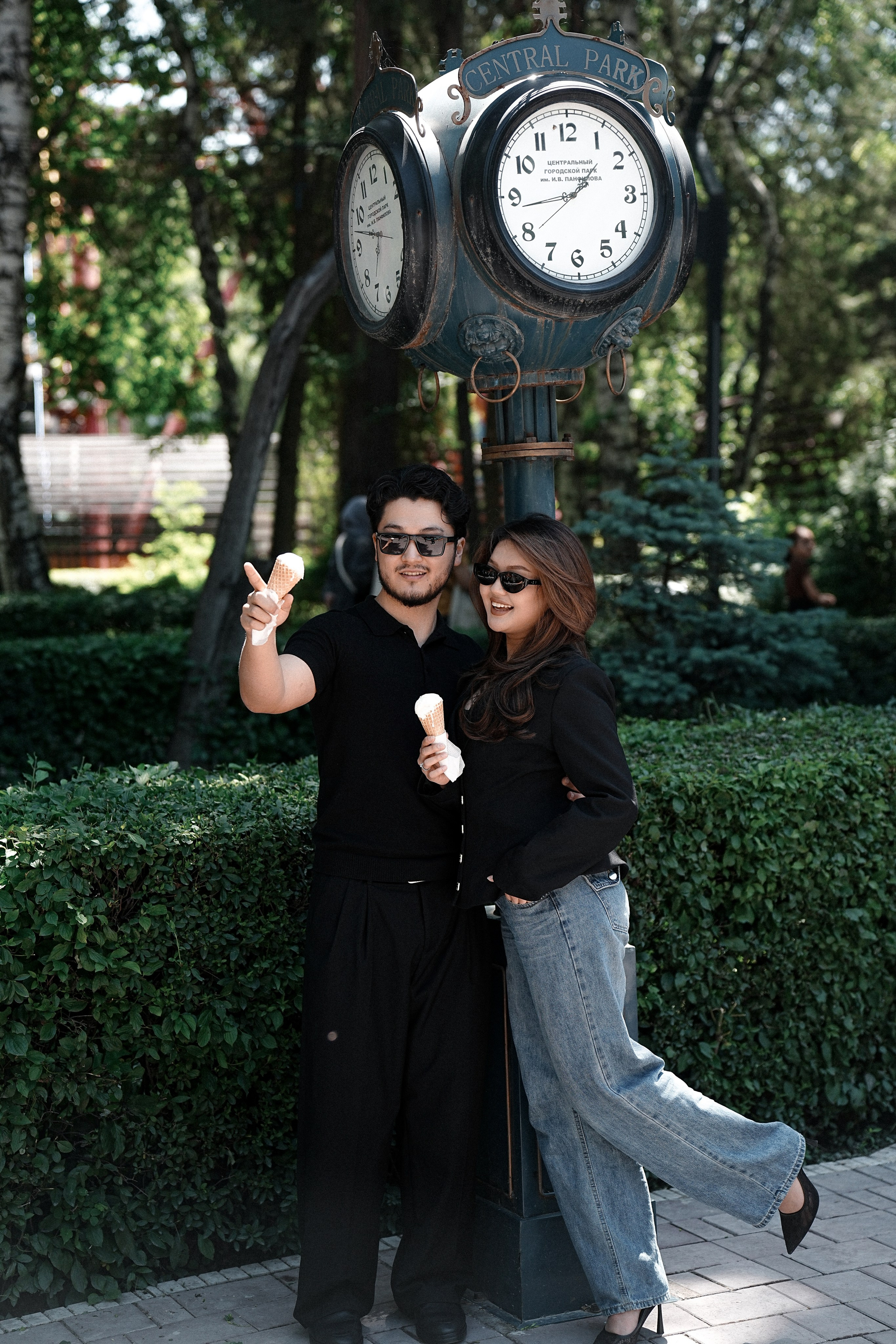 Love. Sariev