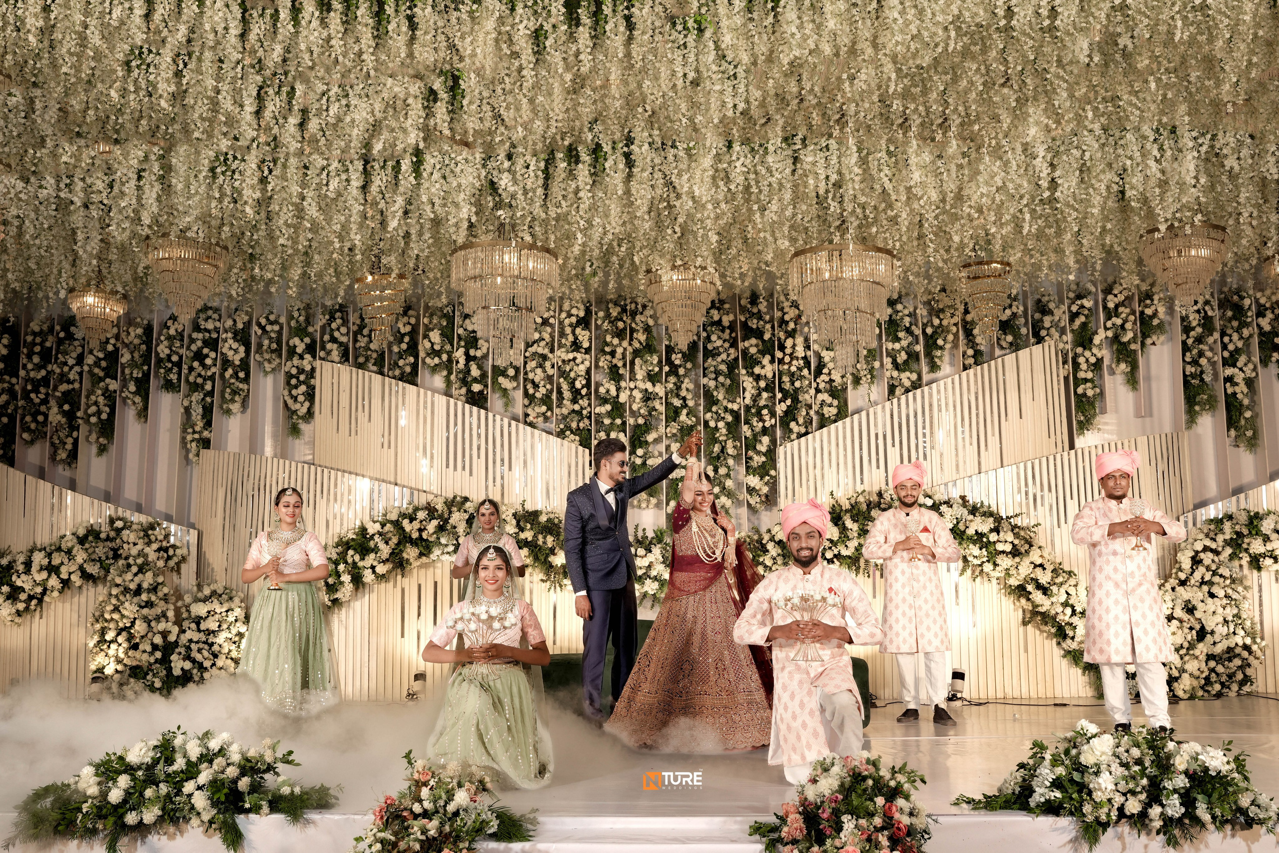 PHOTOS. NTURE WEDDING