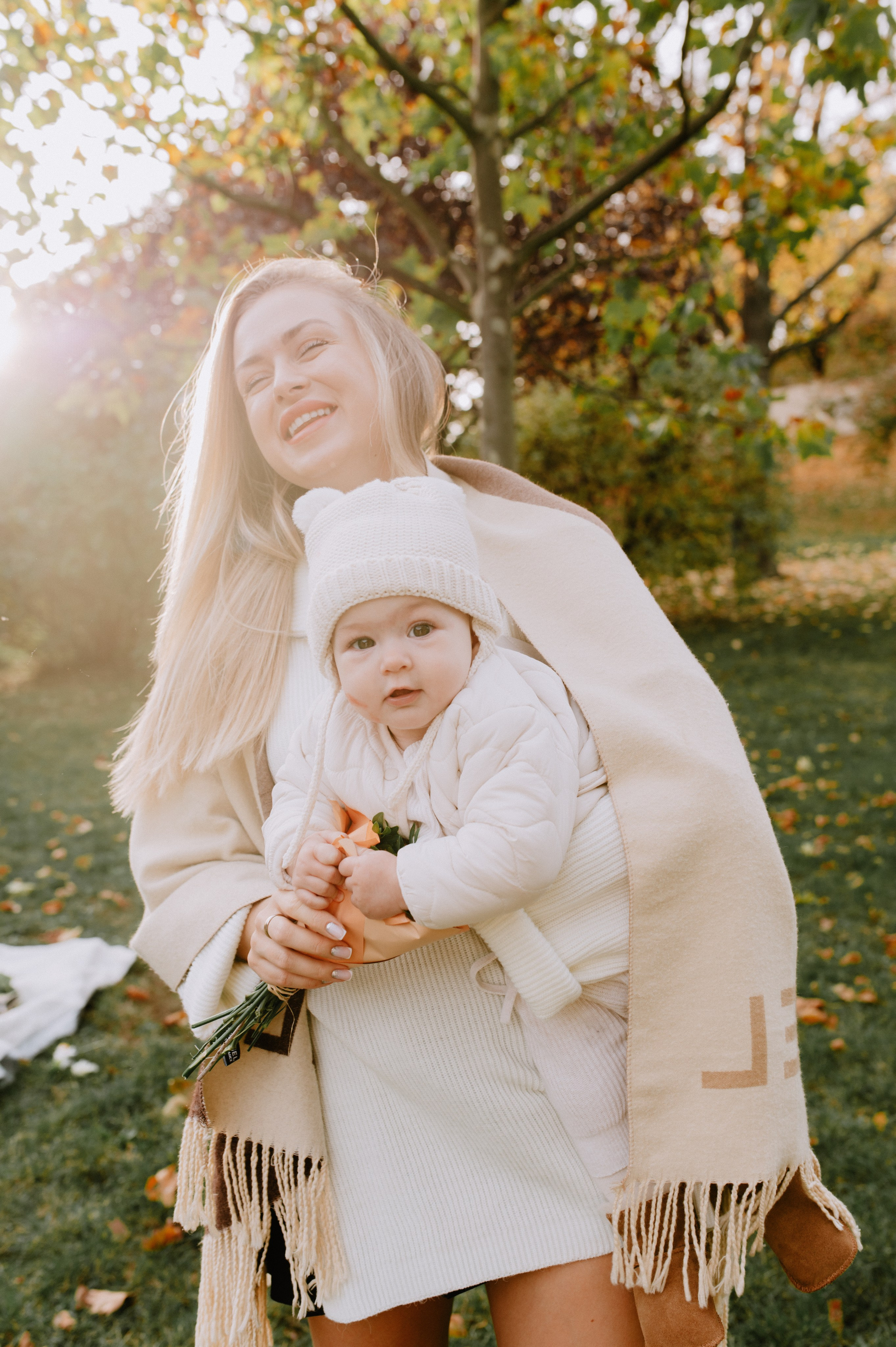 Oli&klaudi. ANNA-MARIA PHOTO CONTENT CREATOR — фотограф, эстет, художник и визуальный эксперт в Instagram, работающий в Праге