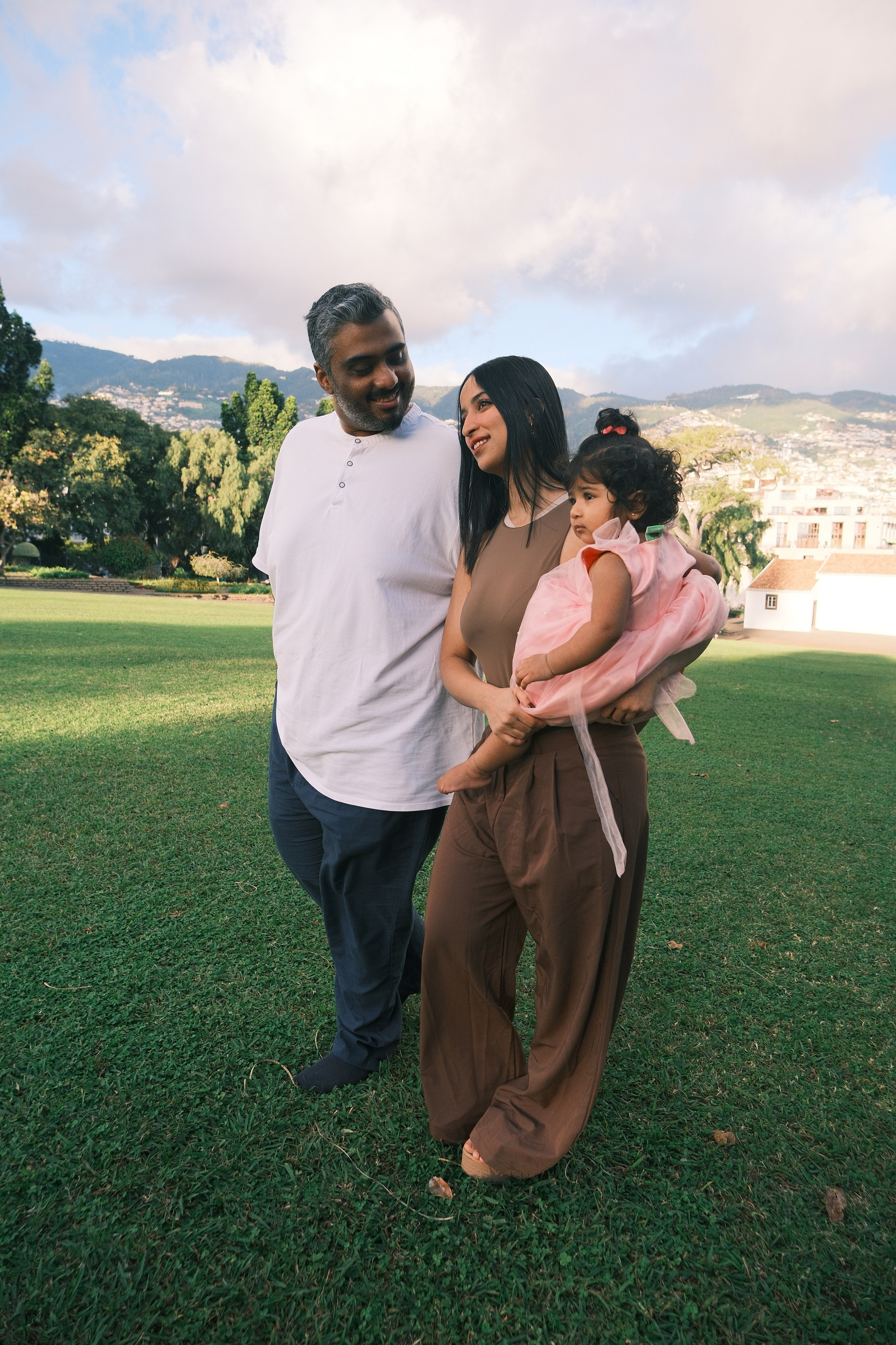 Zee, Oma and Elli ❤️. Portrait photographer in Madeira — Marina Shtukina