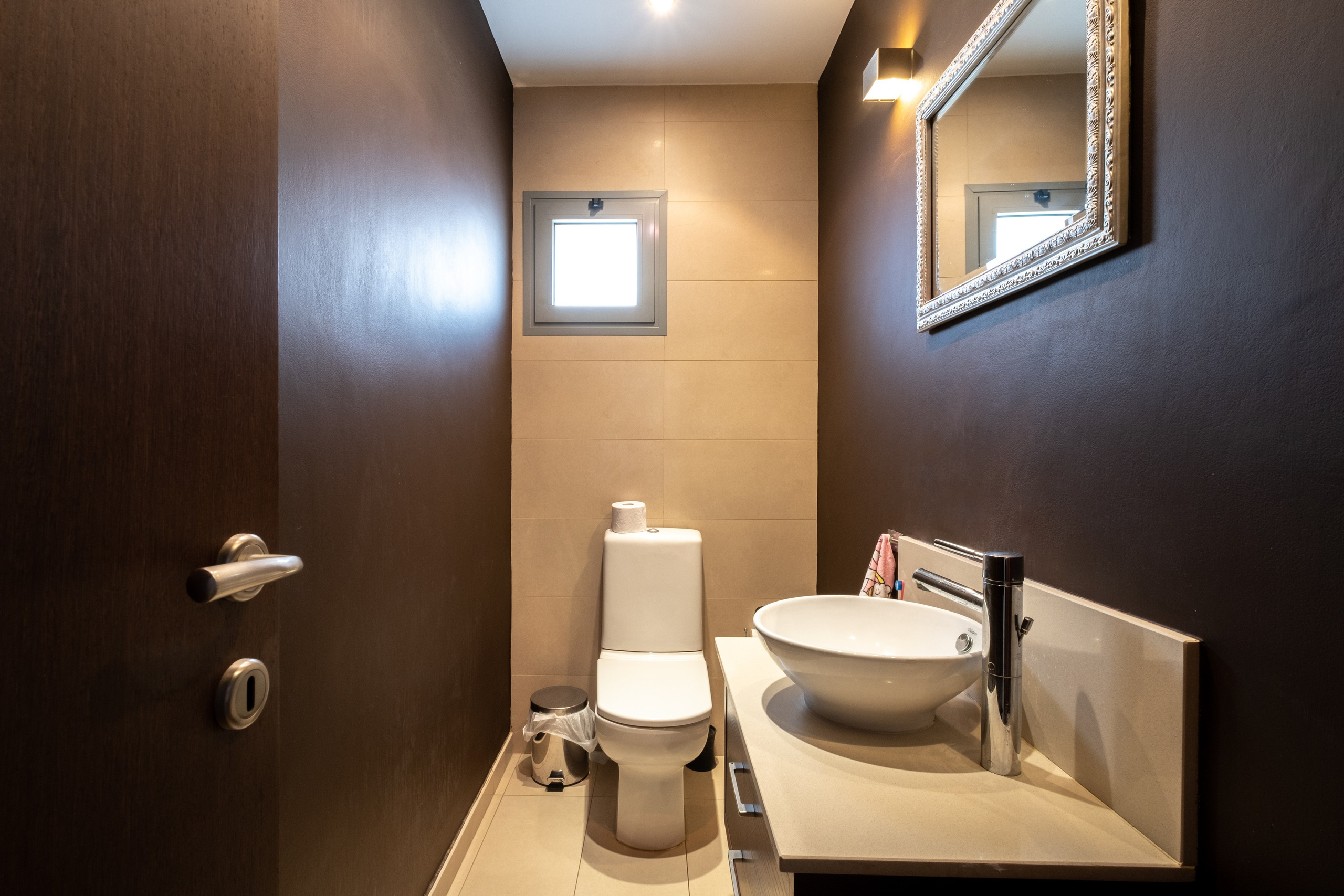 FLAT IN LIMASSOL. Photographer in Cyprus Lena Kirilishina