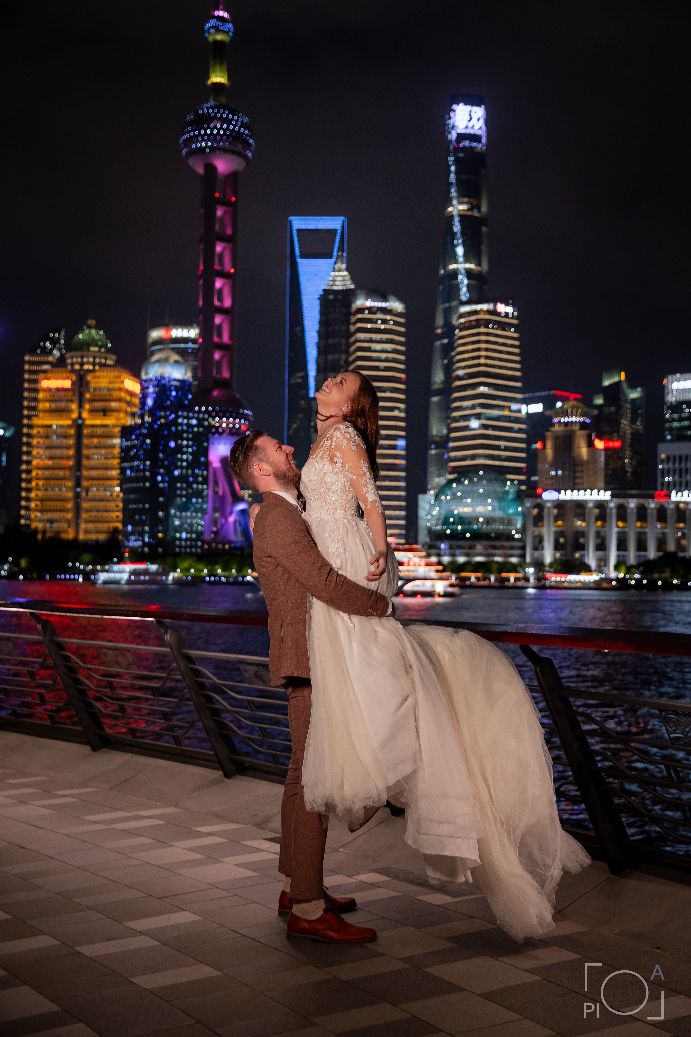 Вечерняя. Фотограф в Шанхае — Лола Пидлуская