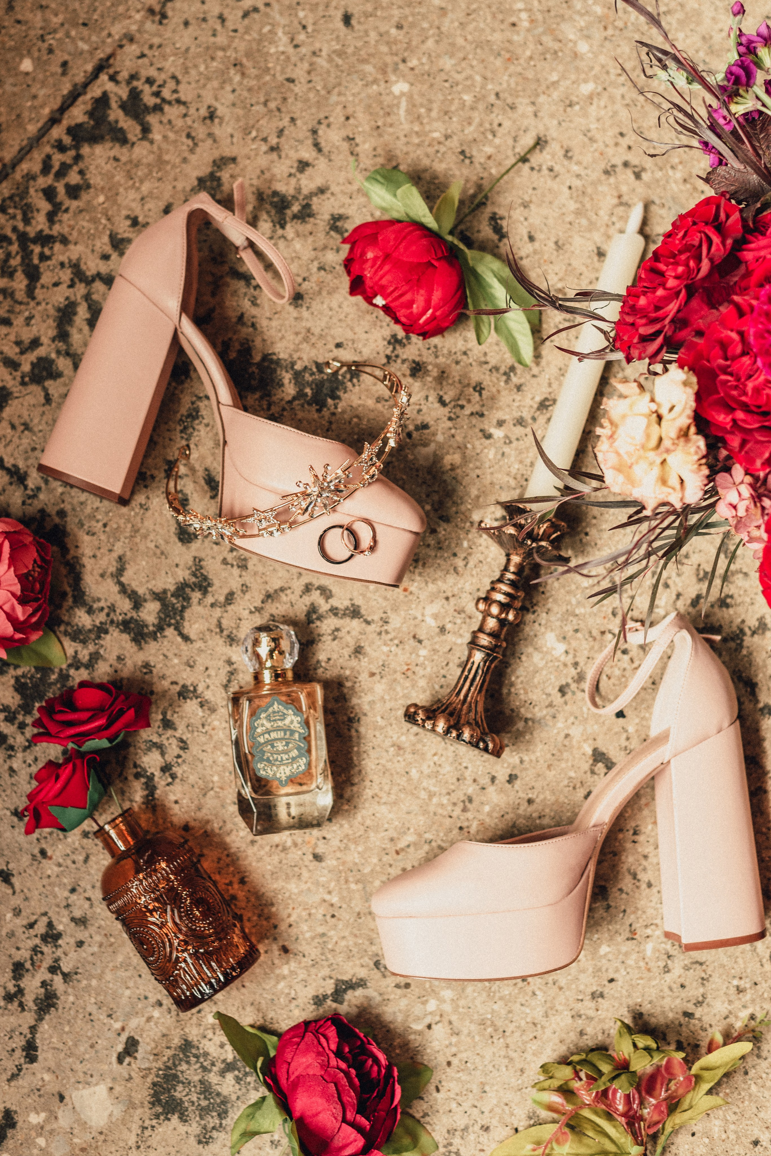 Bold & Dramatic Wedding at The Paper Mill on The Landing | Fort Wayne Wedding Photographer. Alexandria Danielle Photography | Fort Wayne & Indianapolis Wedding Photographer