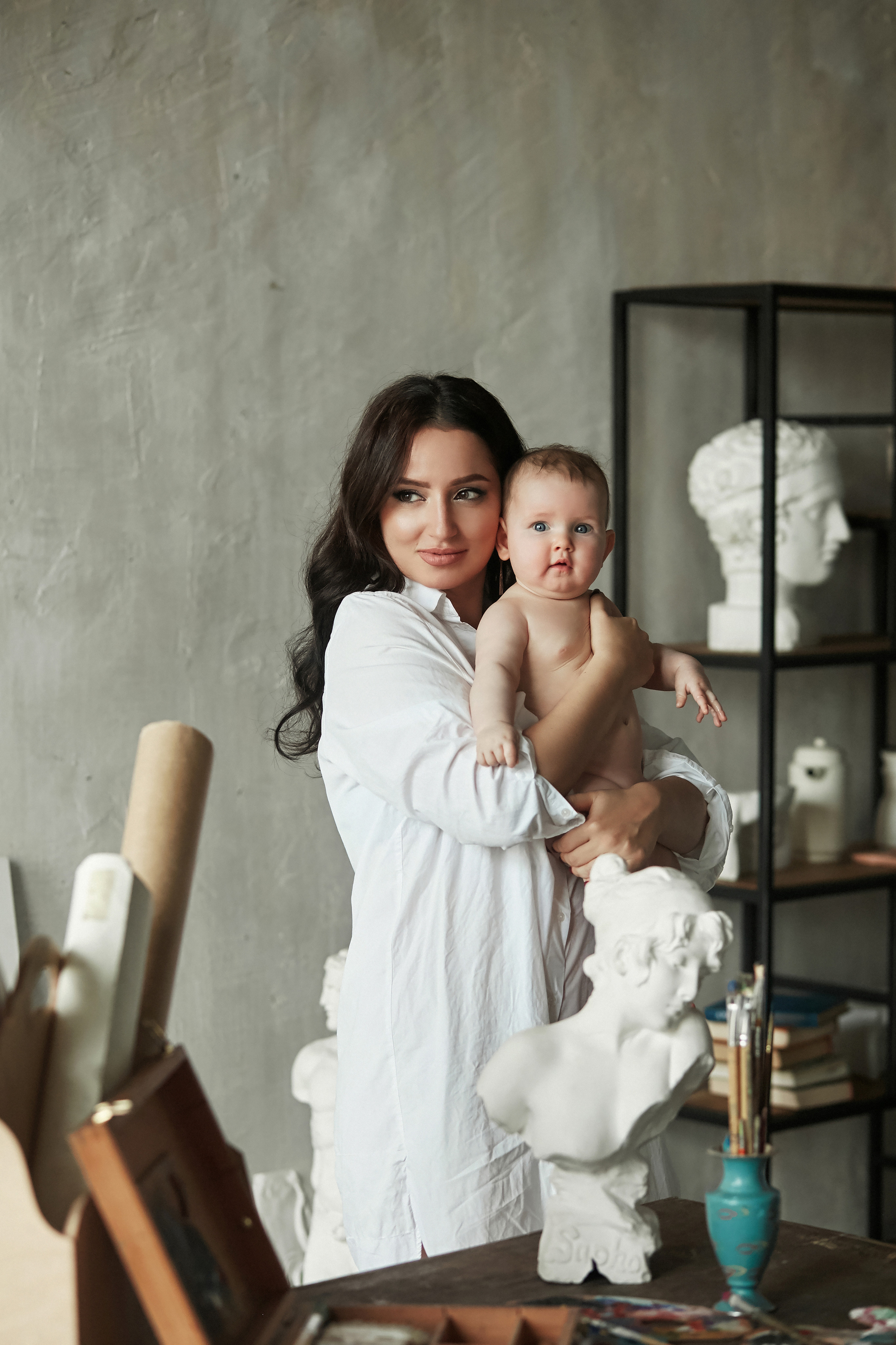 Studio photoshoot. Amazing photo session at a time convenient for you. Y