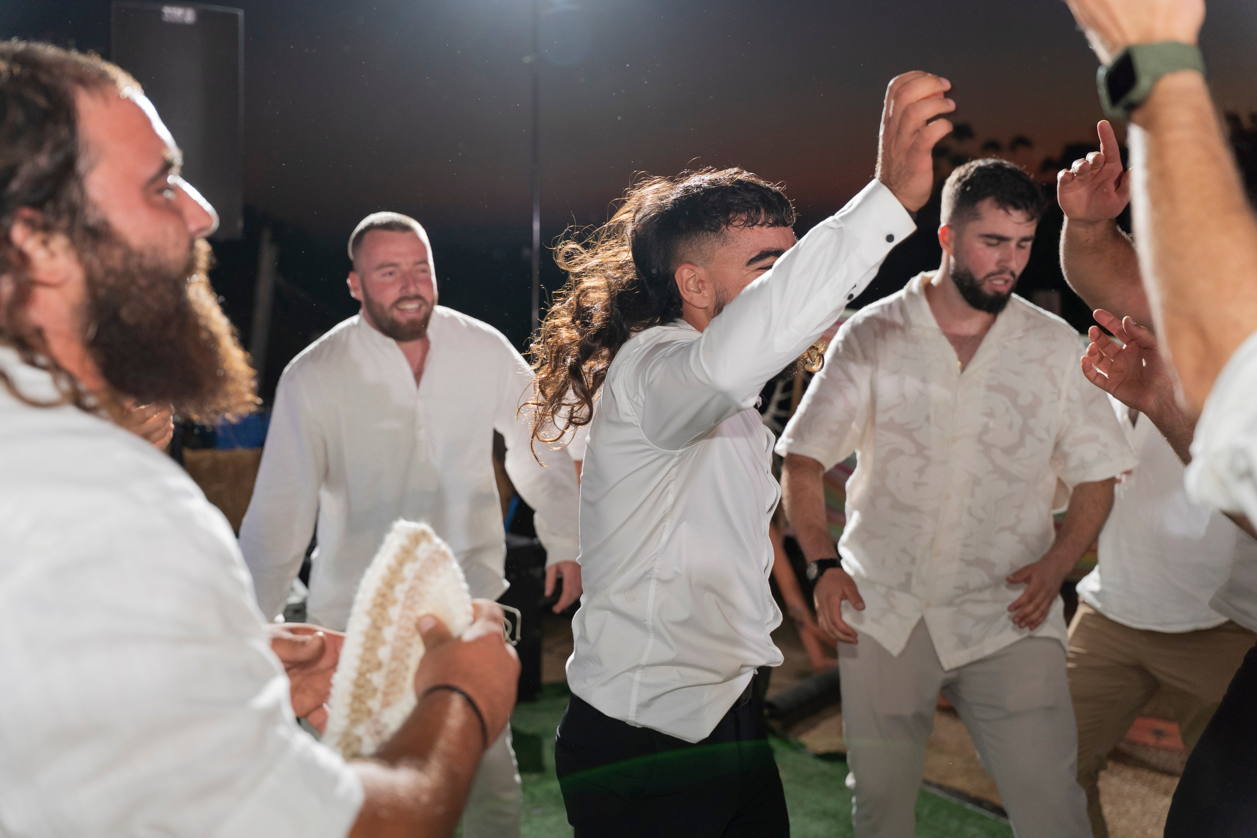 אביה ואחיה. יוסף מזרחי צילום חתונה, ברית וזוגיות. צלם מקצועי שאוהב להוציא אתכם הכי יפים ברגעים הכי מרגשים