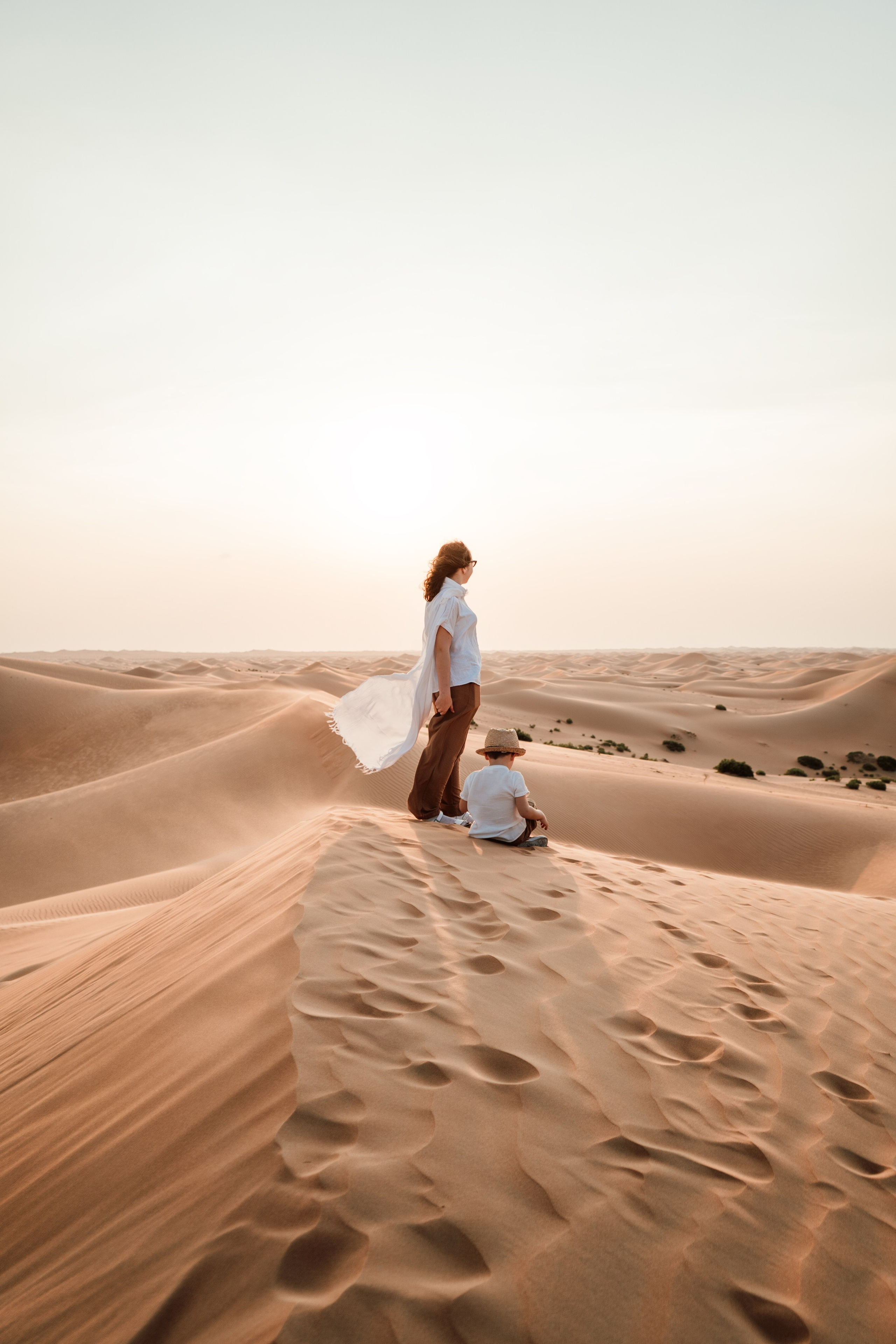 Beautiful photos of the desert. Filming in the desert. Abu Dhabi. Dubai. Photographer in Abu Dhabi. The best photos of your vacation