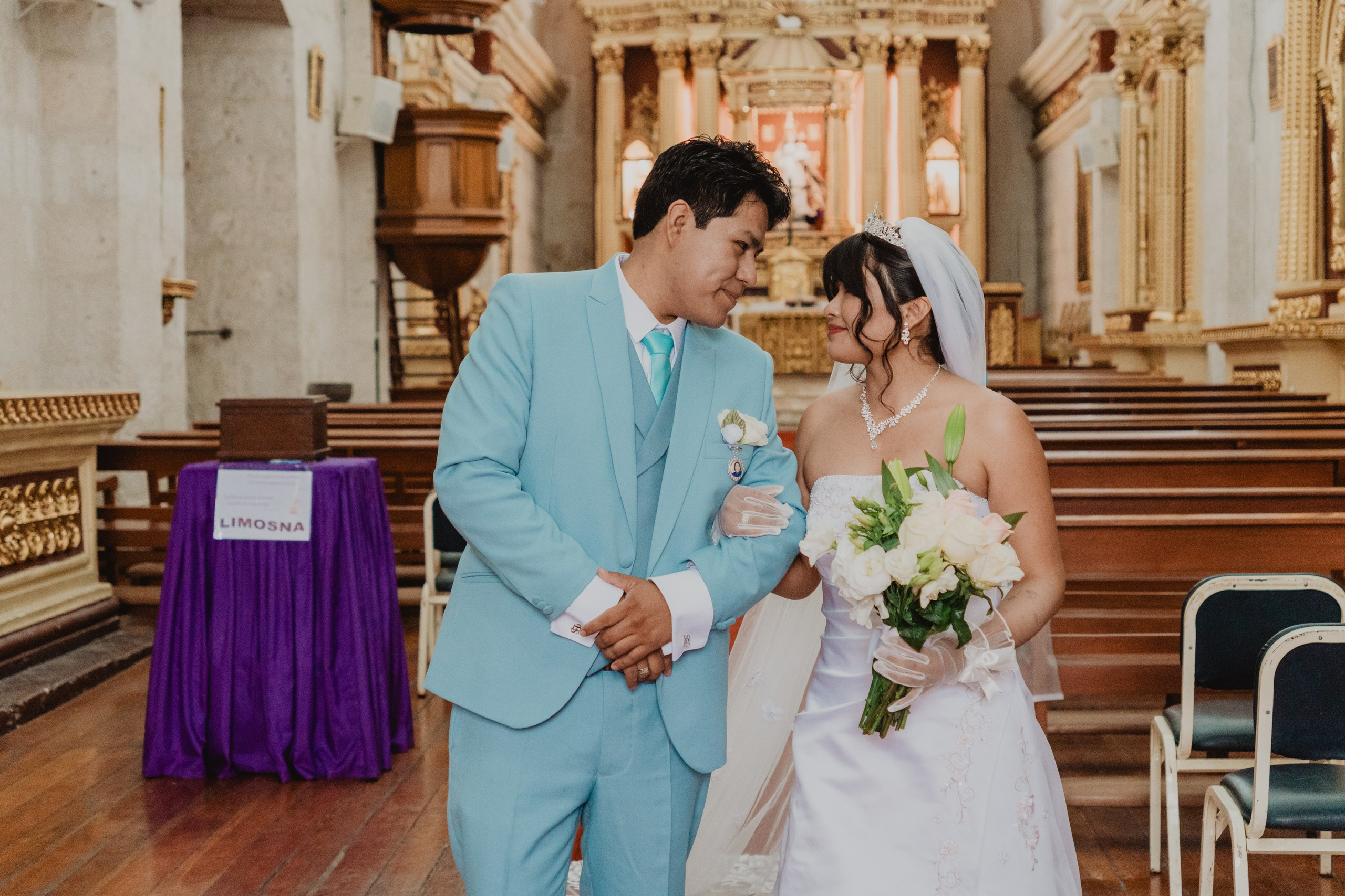 STEISY + EMMANUEL | BODA RELIGIOSA. Studio KVTA | Fotografía y Video de Bodas en Arequipa