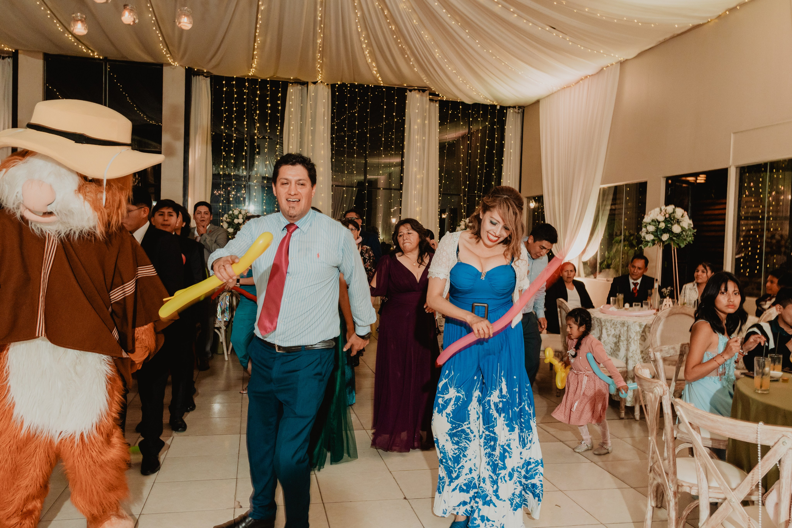 FERNANDO + MARIBEL | BODA RELIGIOSA. Studio KVTA | Fotografía y Video de Bodas en Arequipa