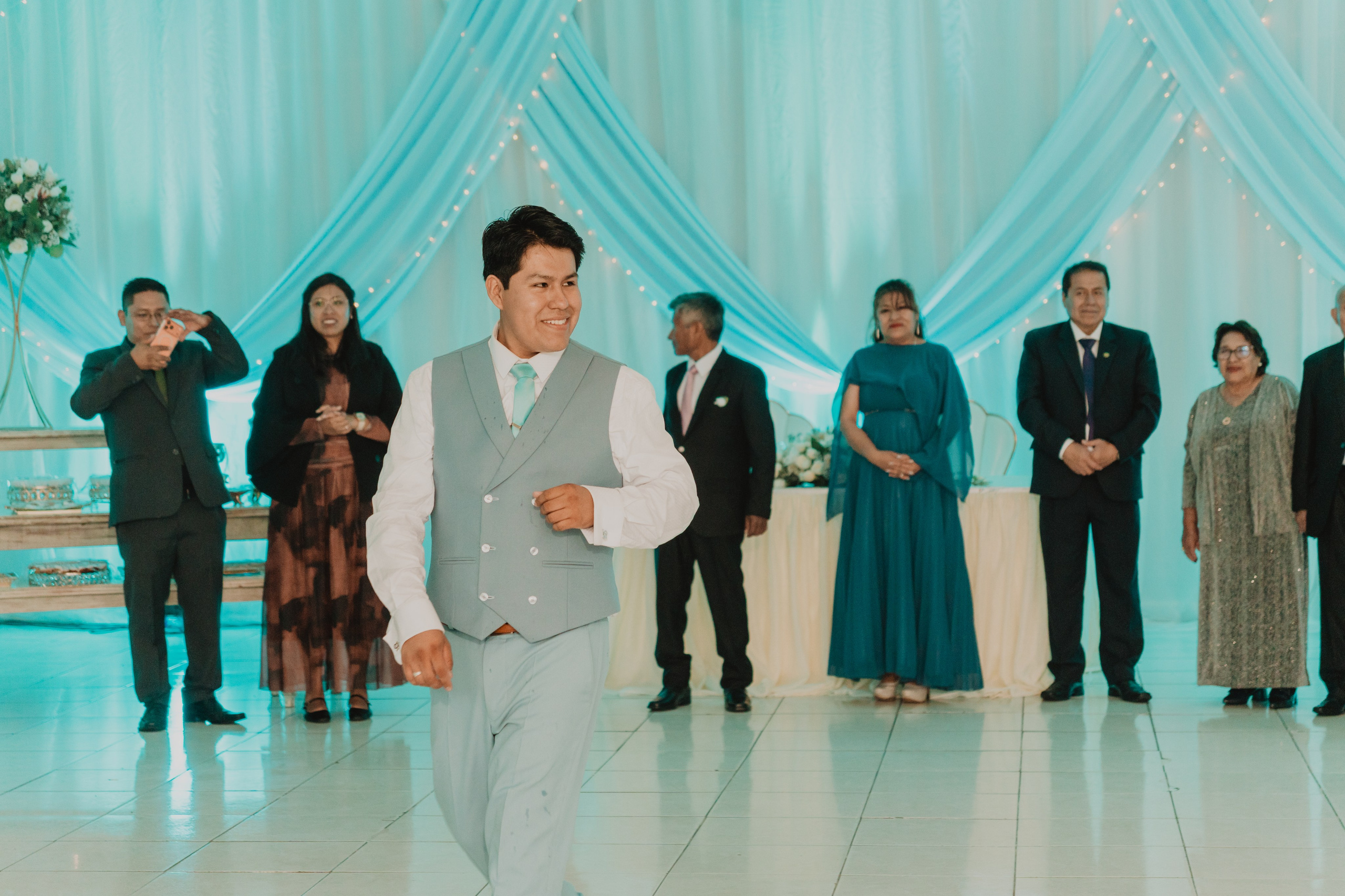 STEISY + EMMANUEL | BODA RELIGIOSA. Studio KVTA | Fotografía y Video de Bodas en Arequipa