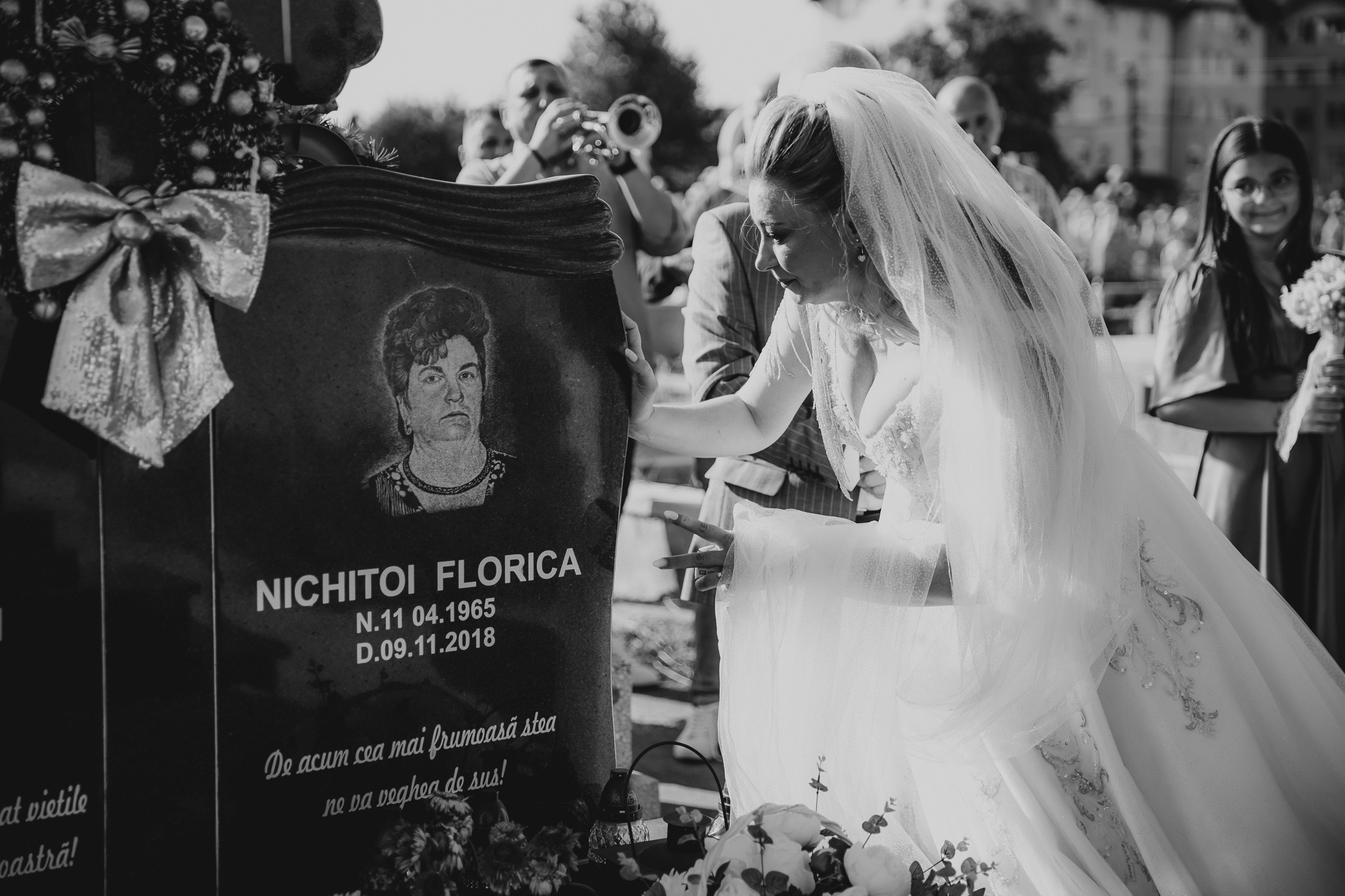 Mihai & Oana. Servicii foto-video profesionale, pentru momente de neuitat