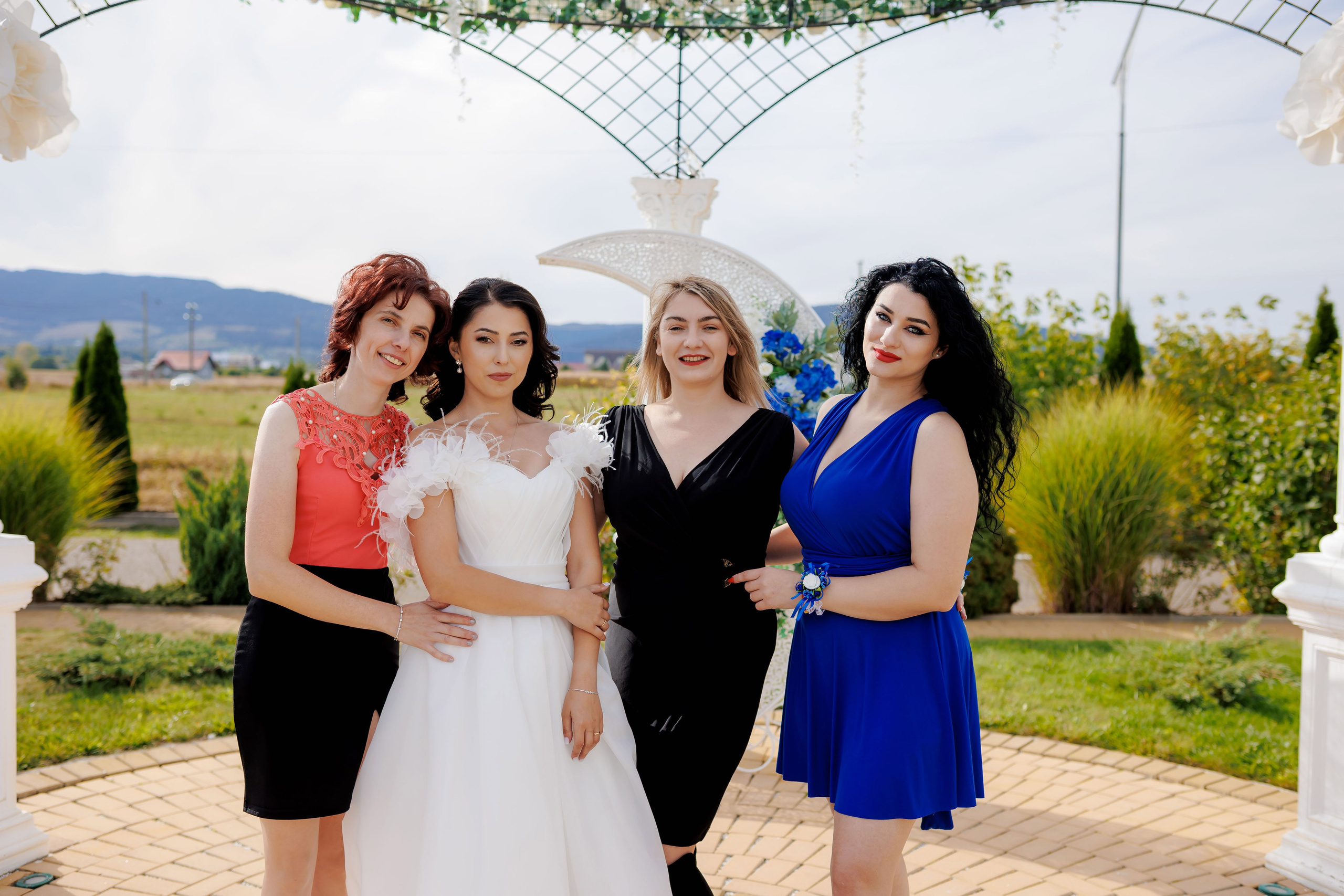 Loredana & Emilian – Ziua Nunții | Videografie - fotografie Botez Suceava, Iași, Botoșani. Servicii foto-video profesionale, pentru momente de neuitat