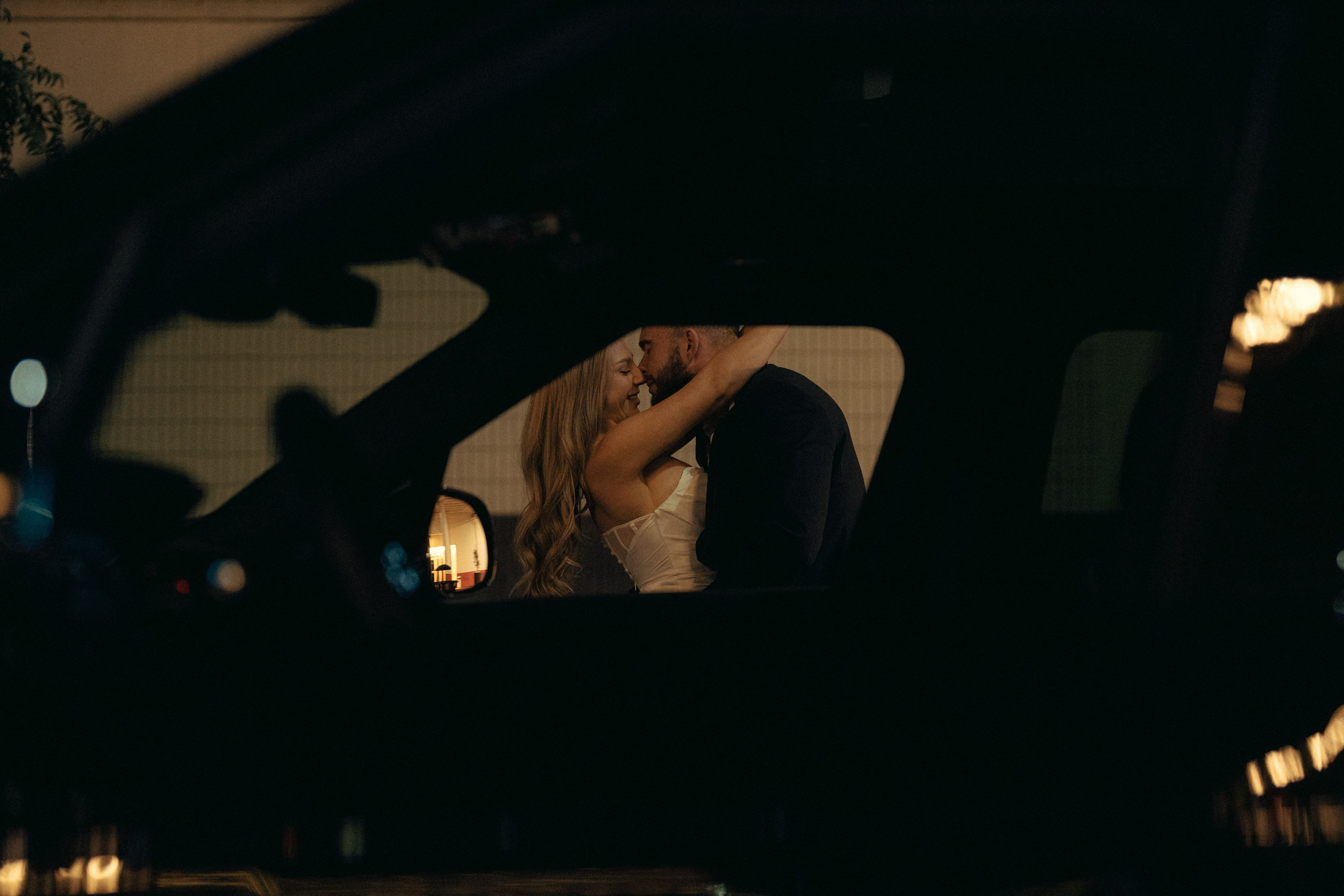 Anna&Vlad. Wedding & elopement photographer Viktoriya Kravtsov. Las Vegas