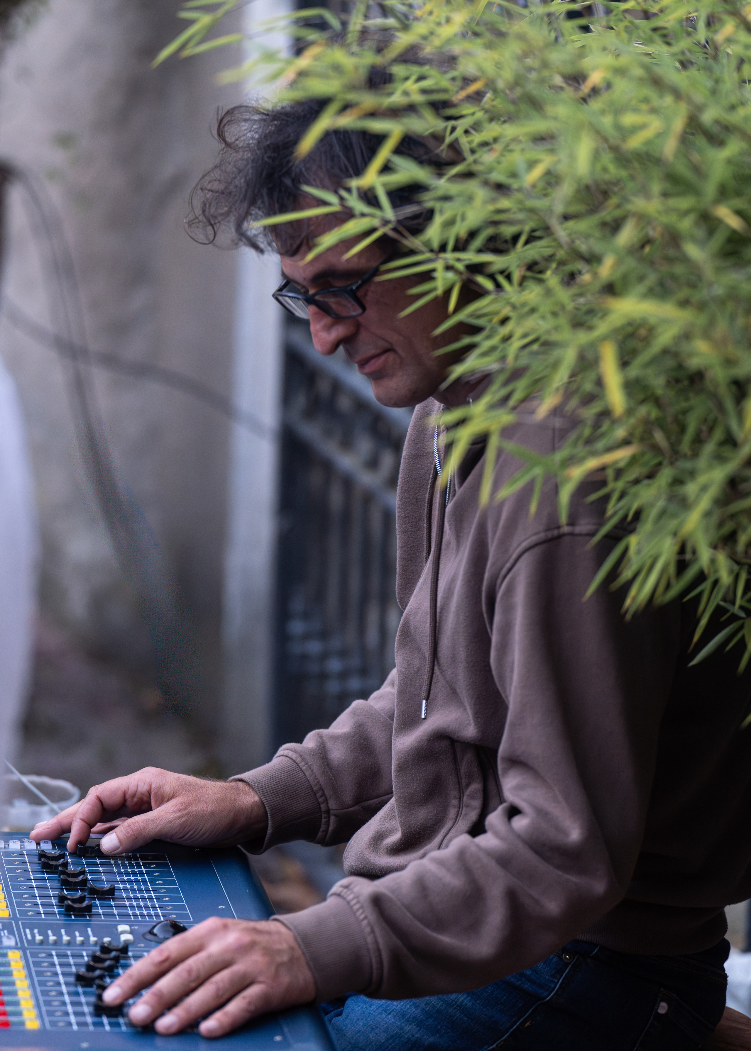 Reportage photo du concert de Beyrouth-Express au Château de Montcherand. Photographe à Genève - Eugenia Andres