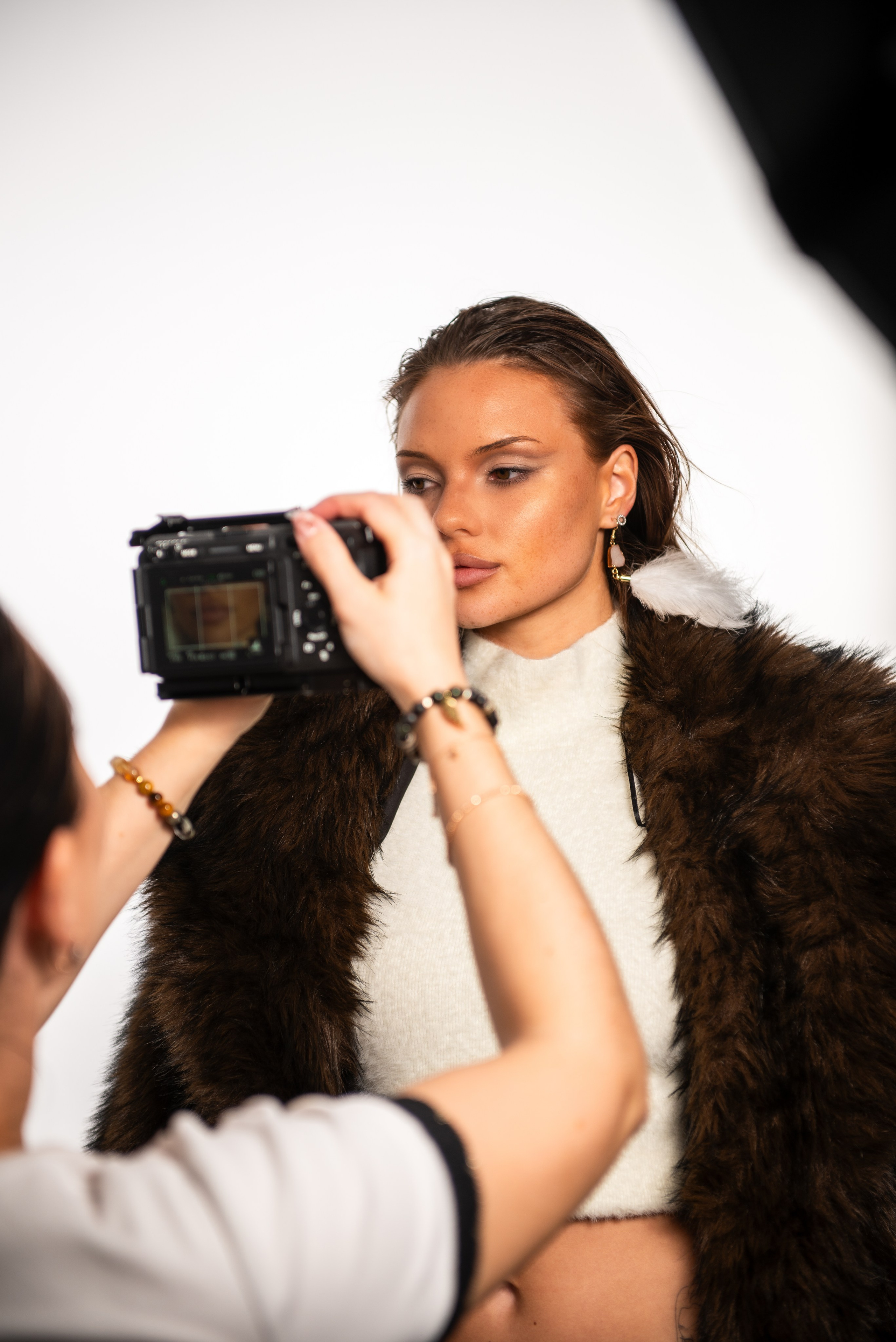 Aura Divina. JourneyUP Visuals