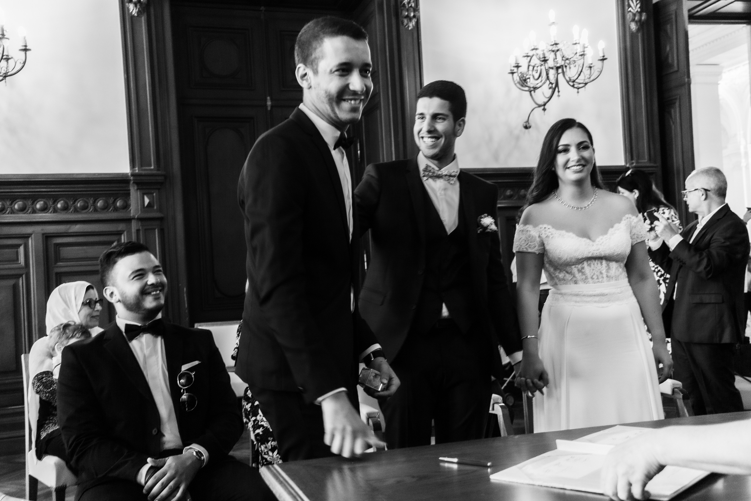 L’Amour et la joie de Fatima & Lotfi. Photographe professionnelle à Poitiers, Tours et Châtellerault | Studio photo entre Poitiers et Tours – portraits, familles, entreprises, ma