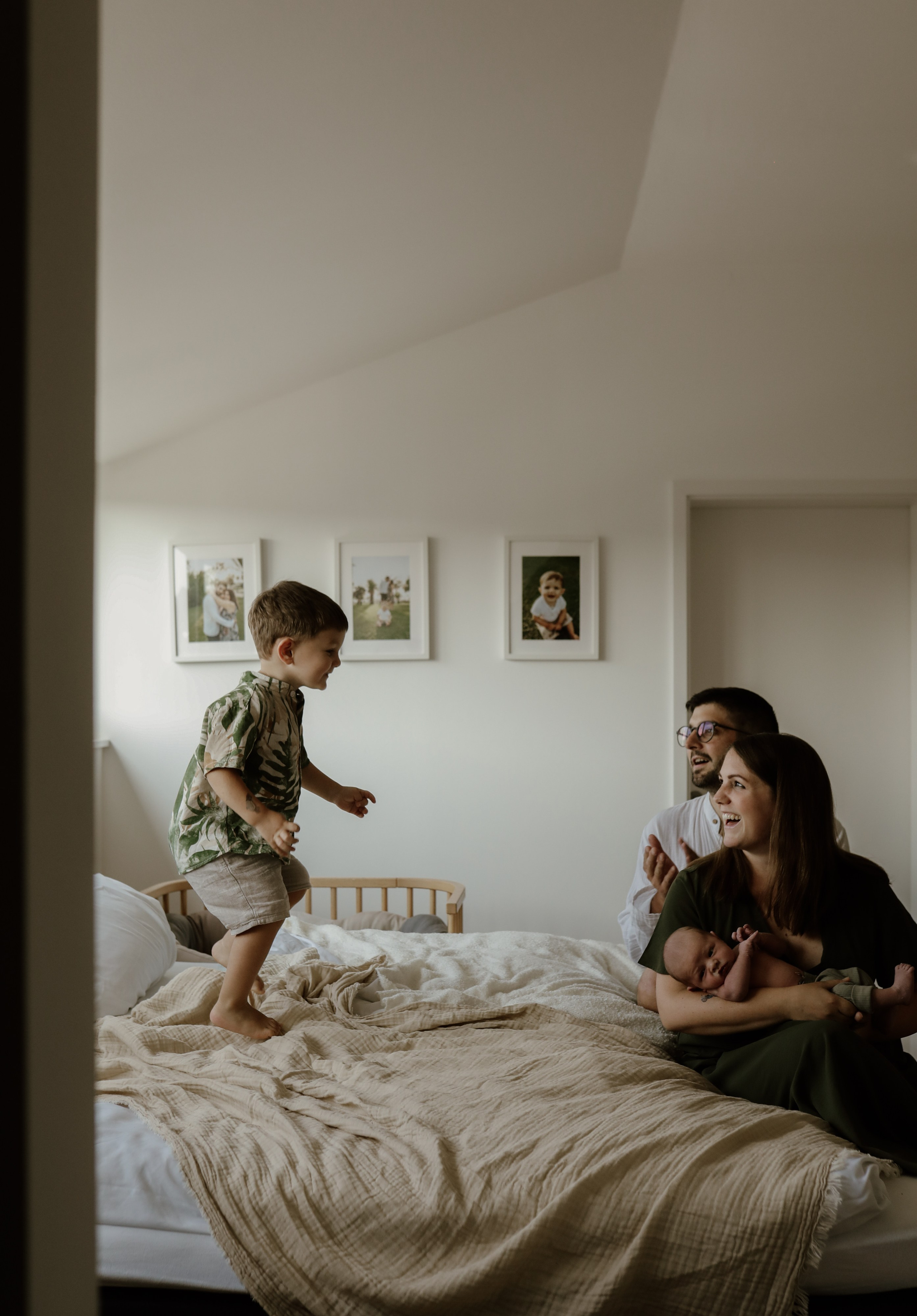 Newborn Fotoshooting Heidelberg – natürliche Babyfotografie zuhause