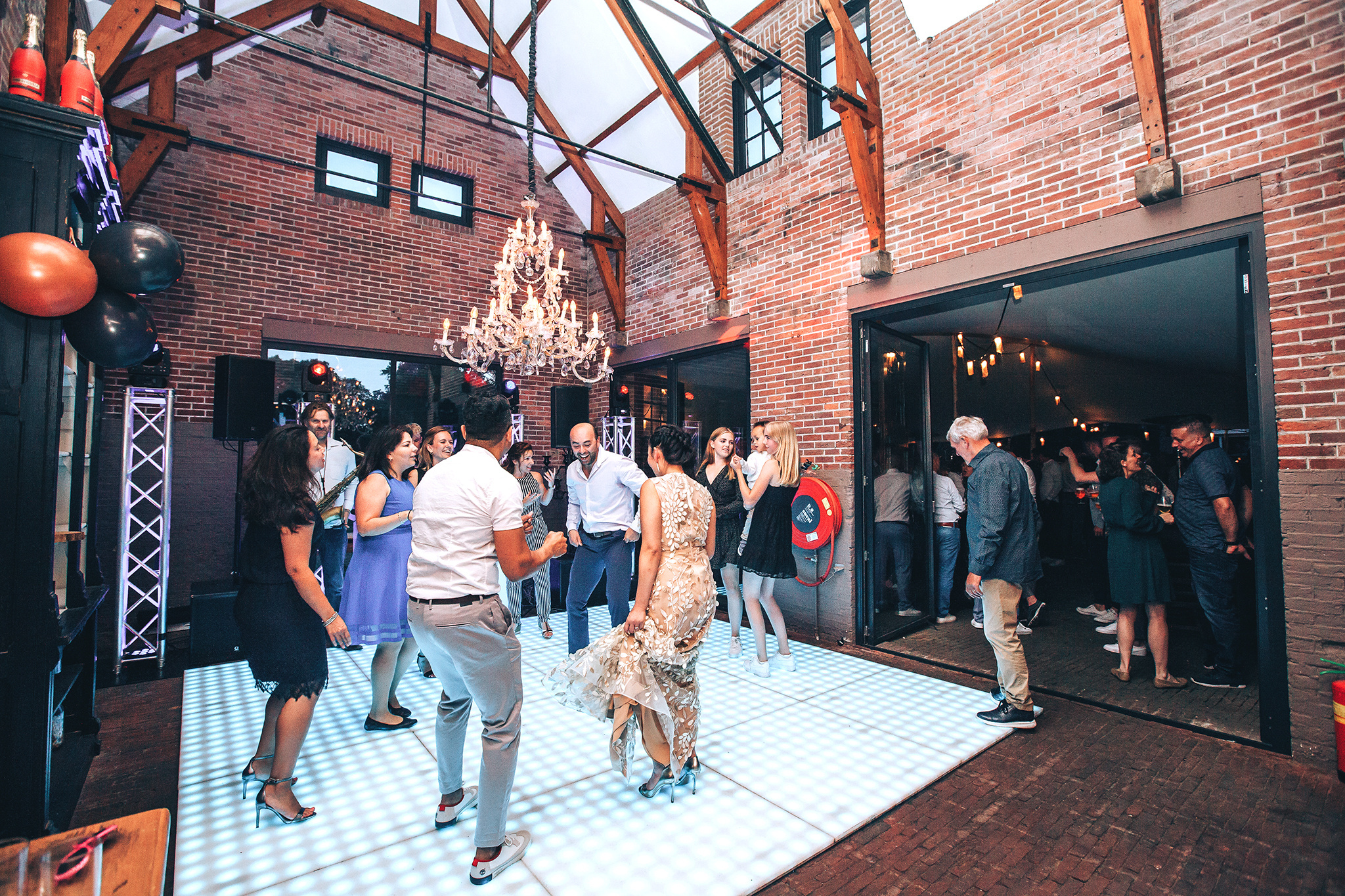 12.5 years of HAPPINESS. Amina Gunenc - bruiloft- en familie fotograaf in Nederland