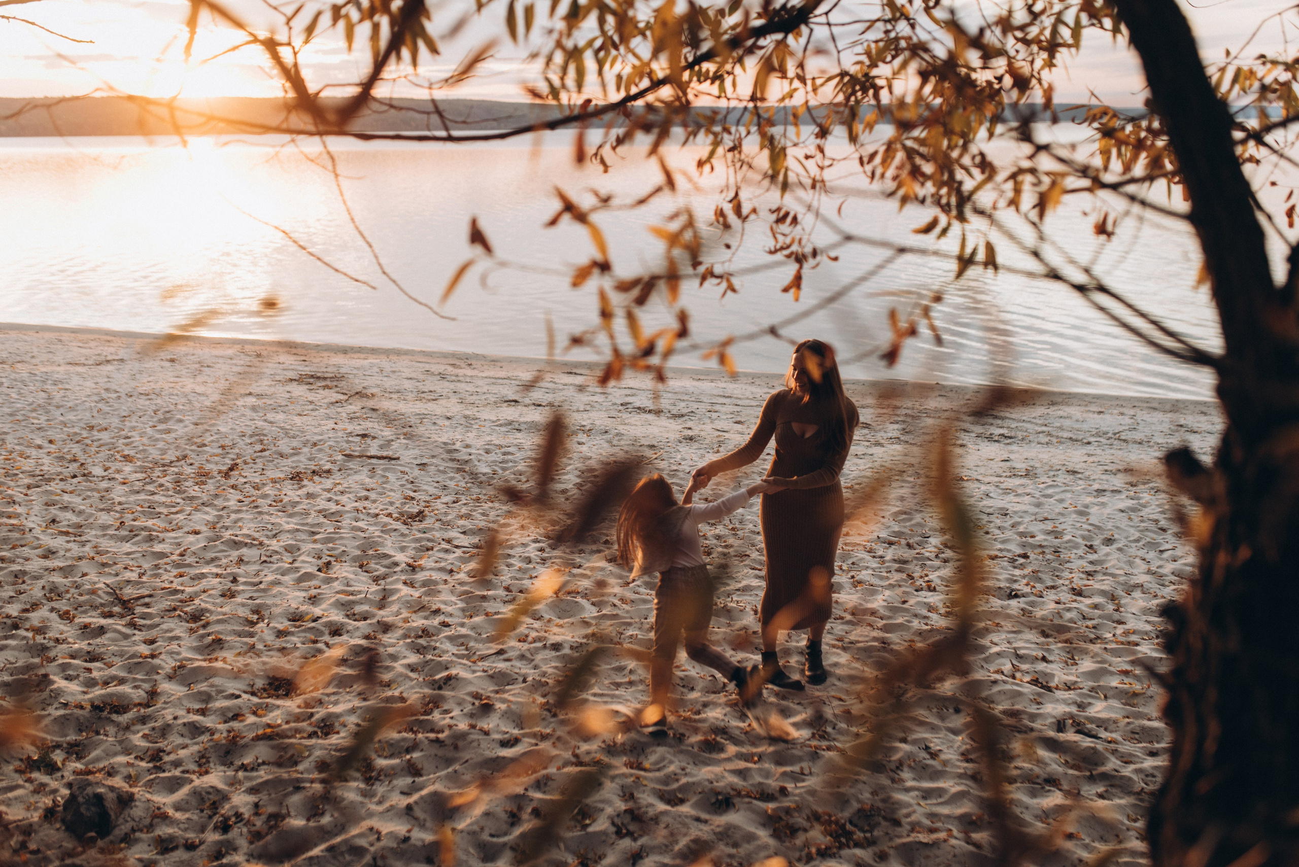 Tatjana & Mila. Familien- und Hochzeitsfotografin. Ich arbeite in Koblenz und Rheinlan