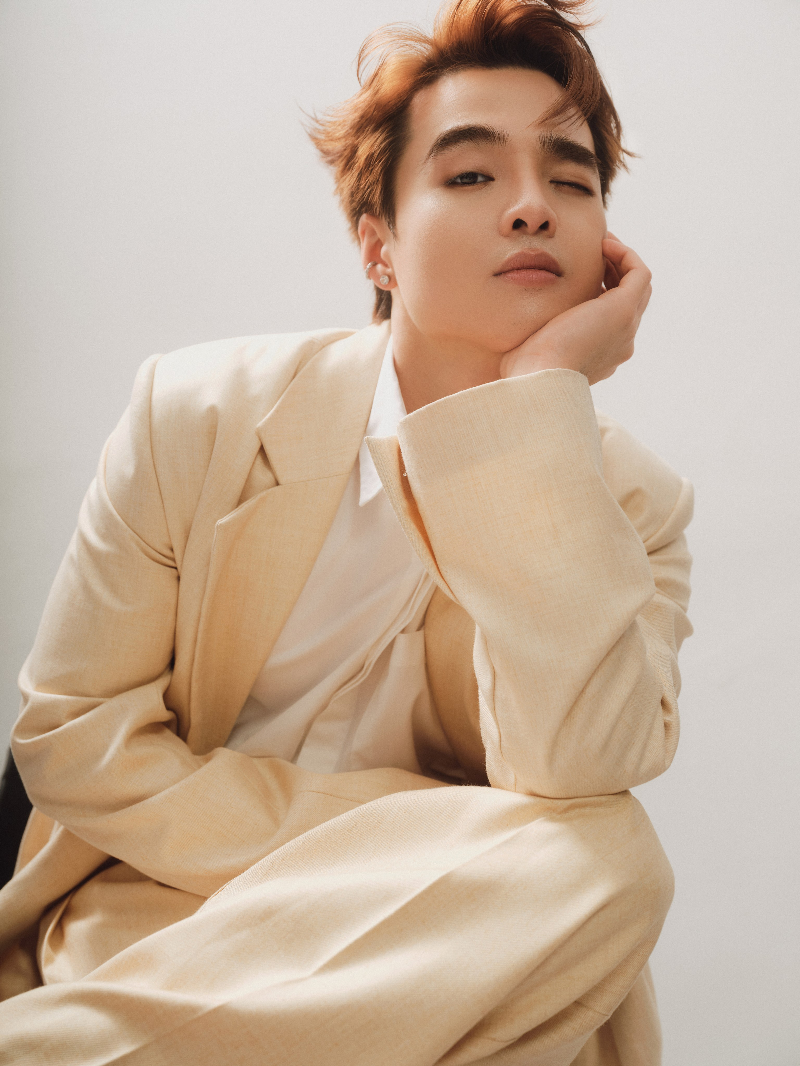 TUN PHẠM | PORTRAITS. FINE ART PHOTOGRAPHY