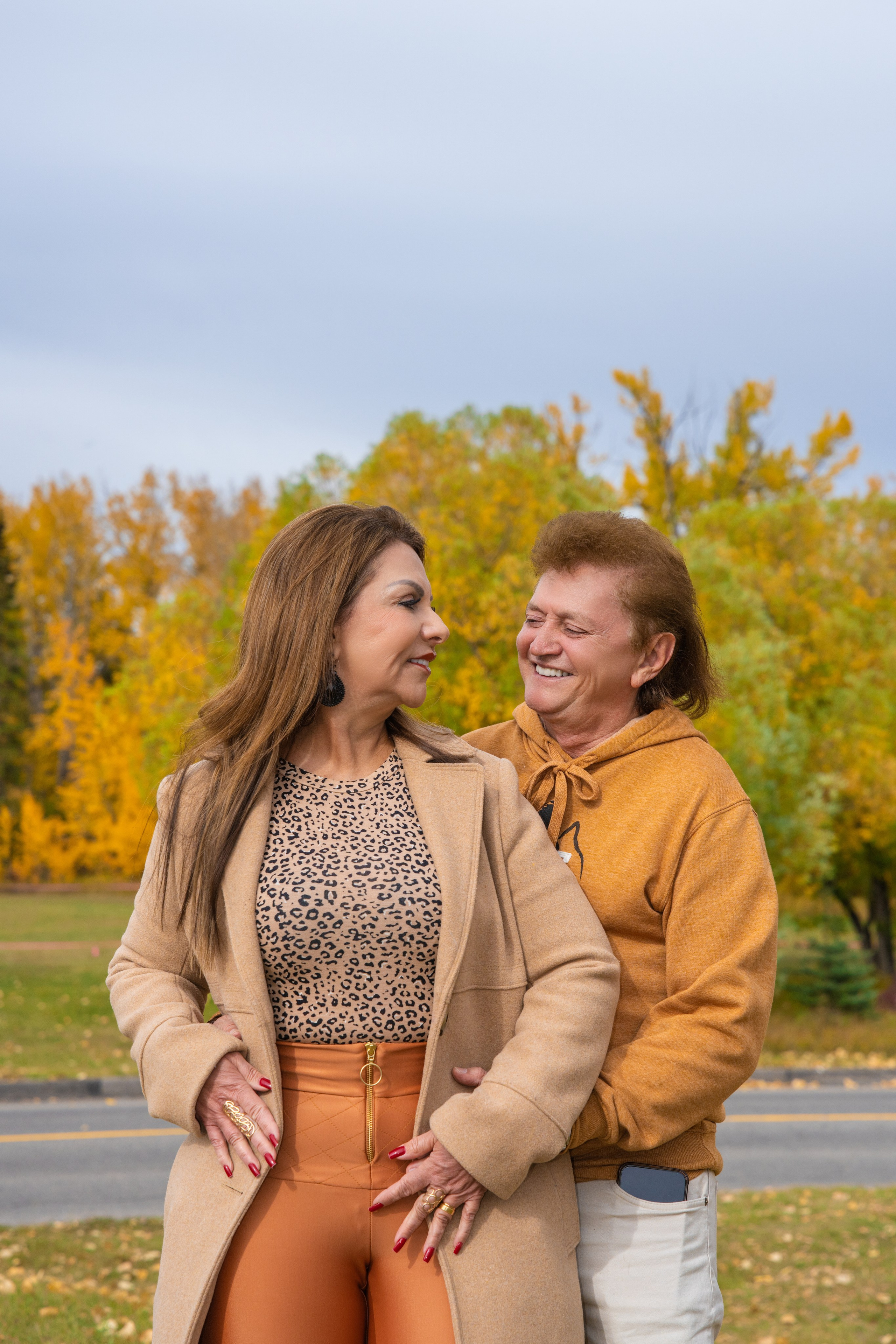 Ariana’s Family. Carlos Lima Photography — Photographer in Calgary