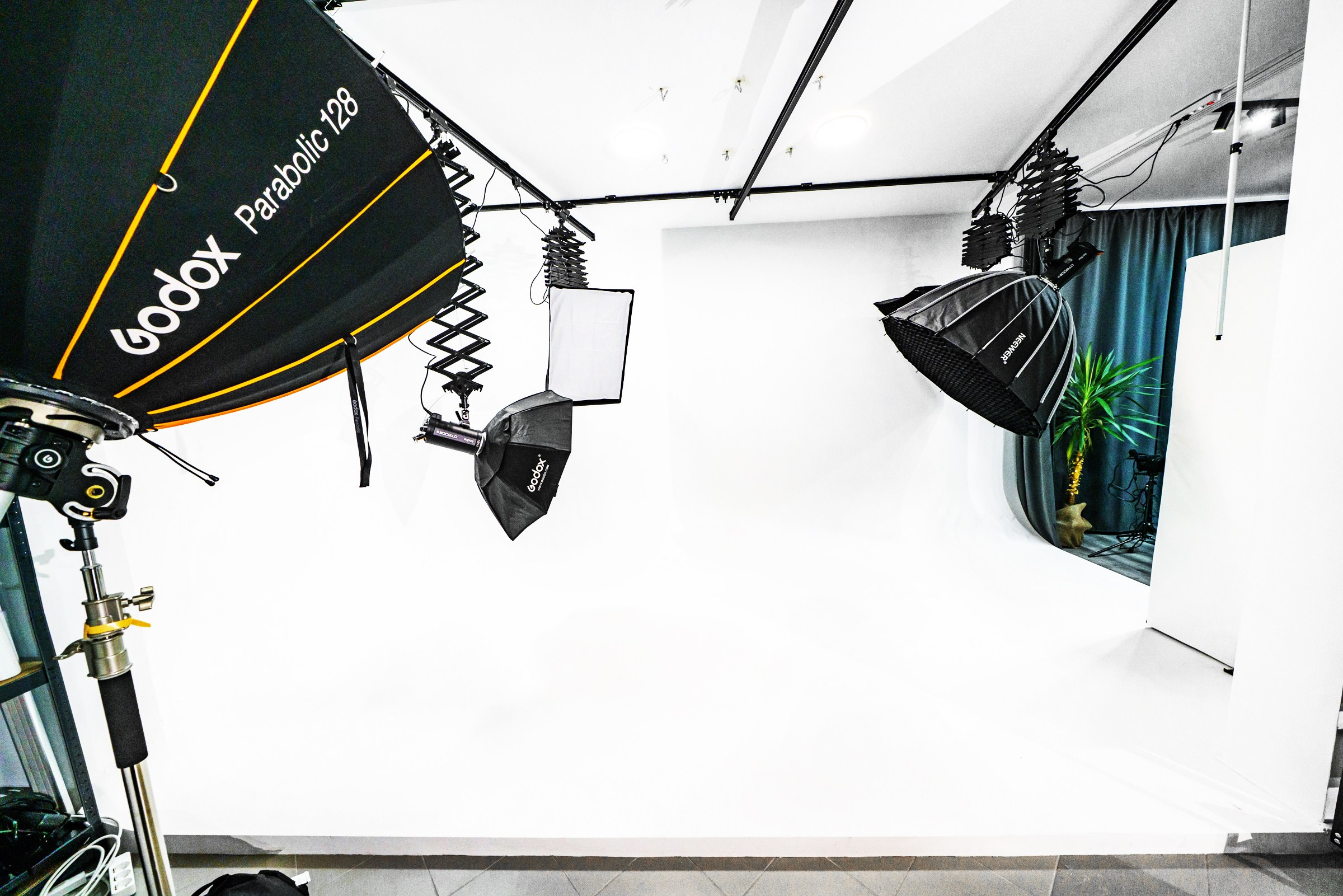 Gumerov Studio — фотостудия и видеостудия в аренду в Софии