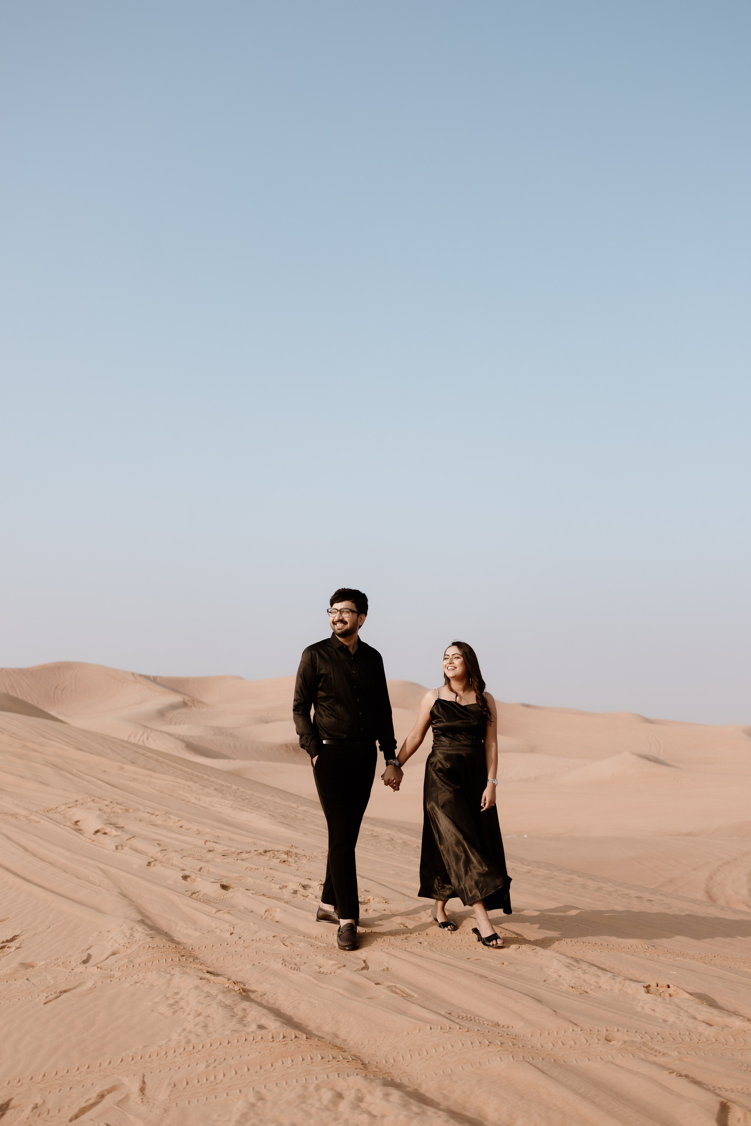 COUPLE SESSIONS. Love Emotions Weddings